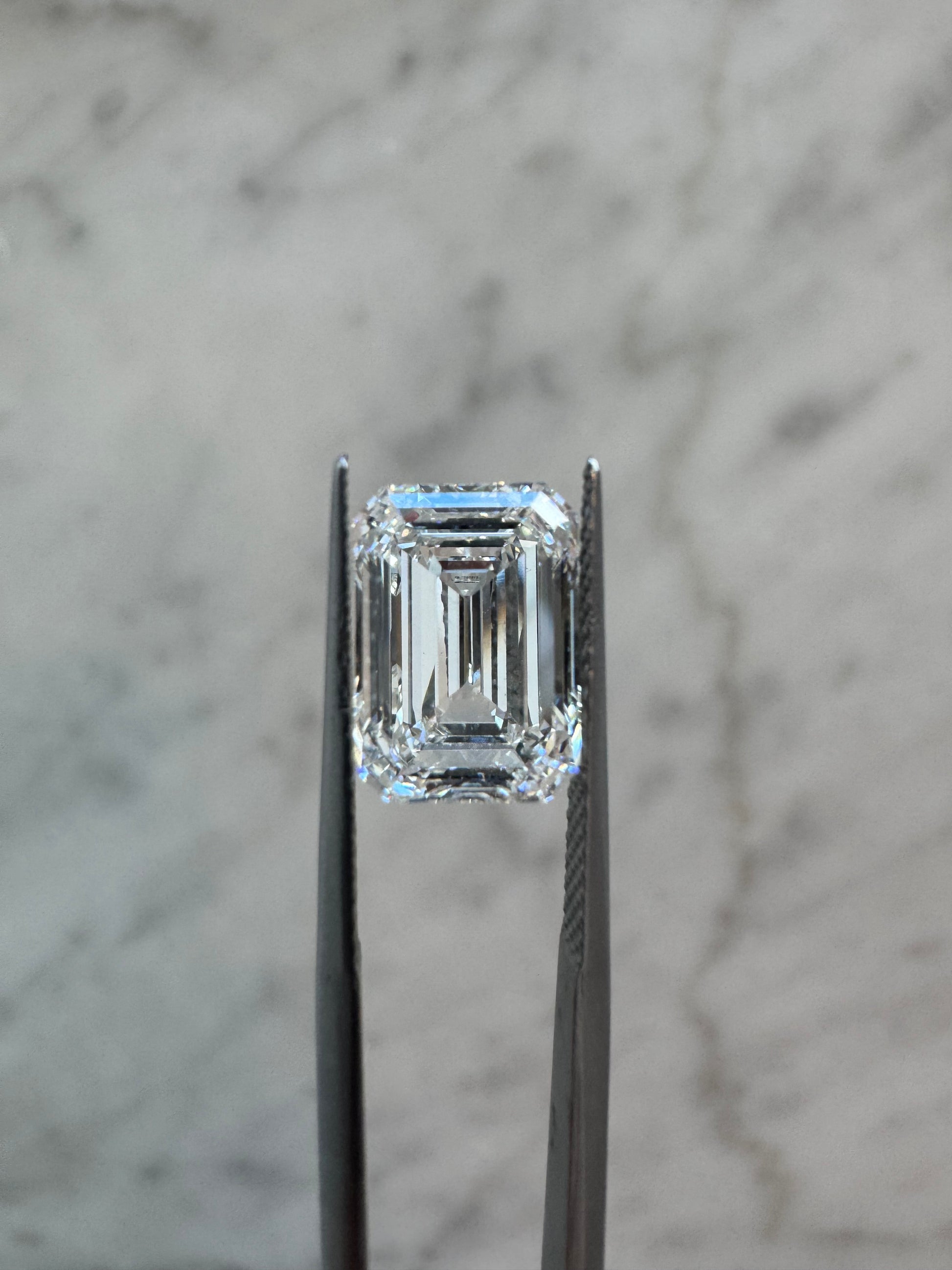 Emerald | 5.01ct F VS1 | 1.40 ratio | IGI Certified 629497726