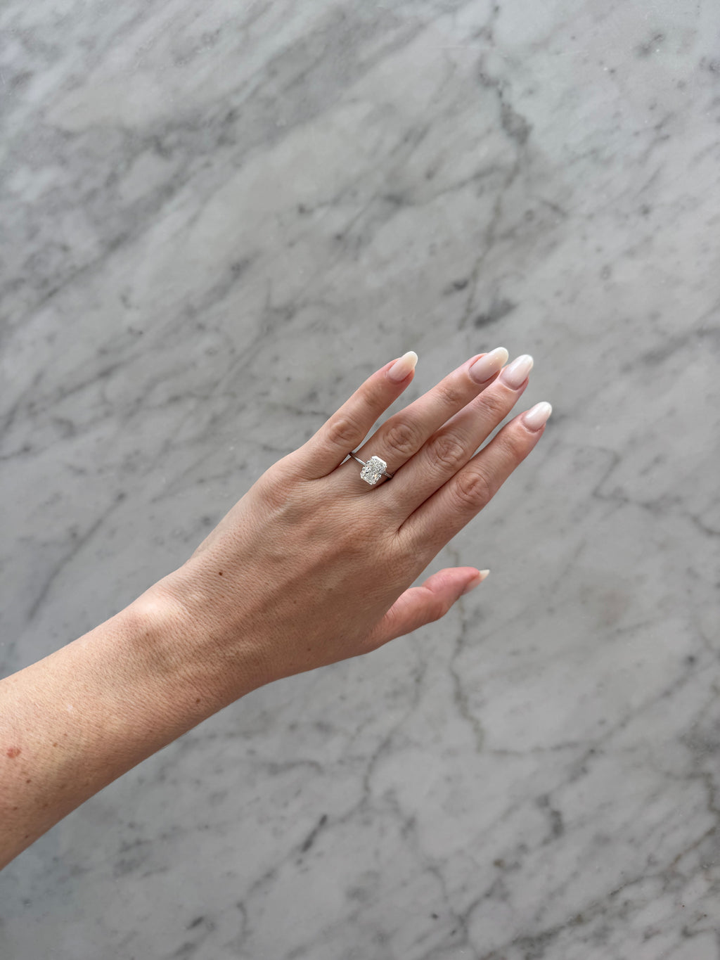 Radiant | 3.01ct F VS1 | 1.45 ratio | IGI Certified 735510287