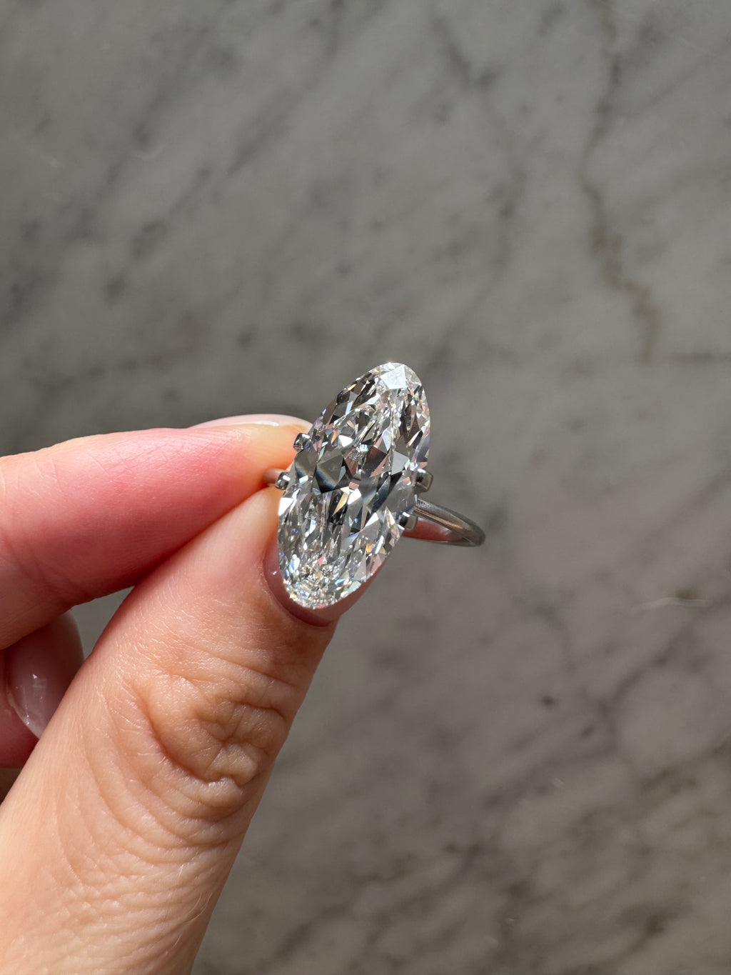 Antique Cut Moval | 5.01ct E VVS2 | 2.01 ratio | IGI Certified 717575248