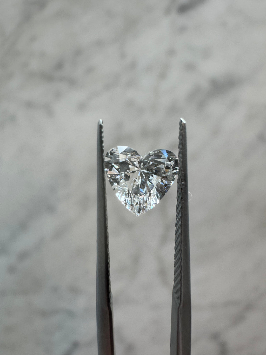 Heart | 1.00ct E VVS2 | IGI Certified 733534738