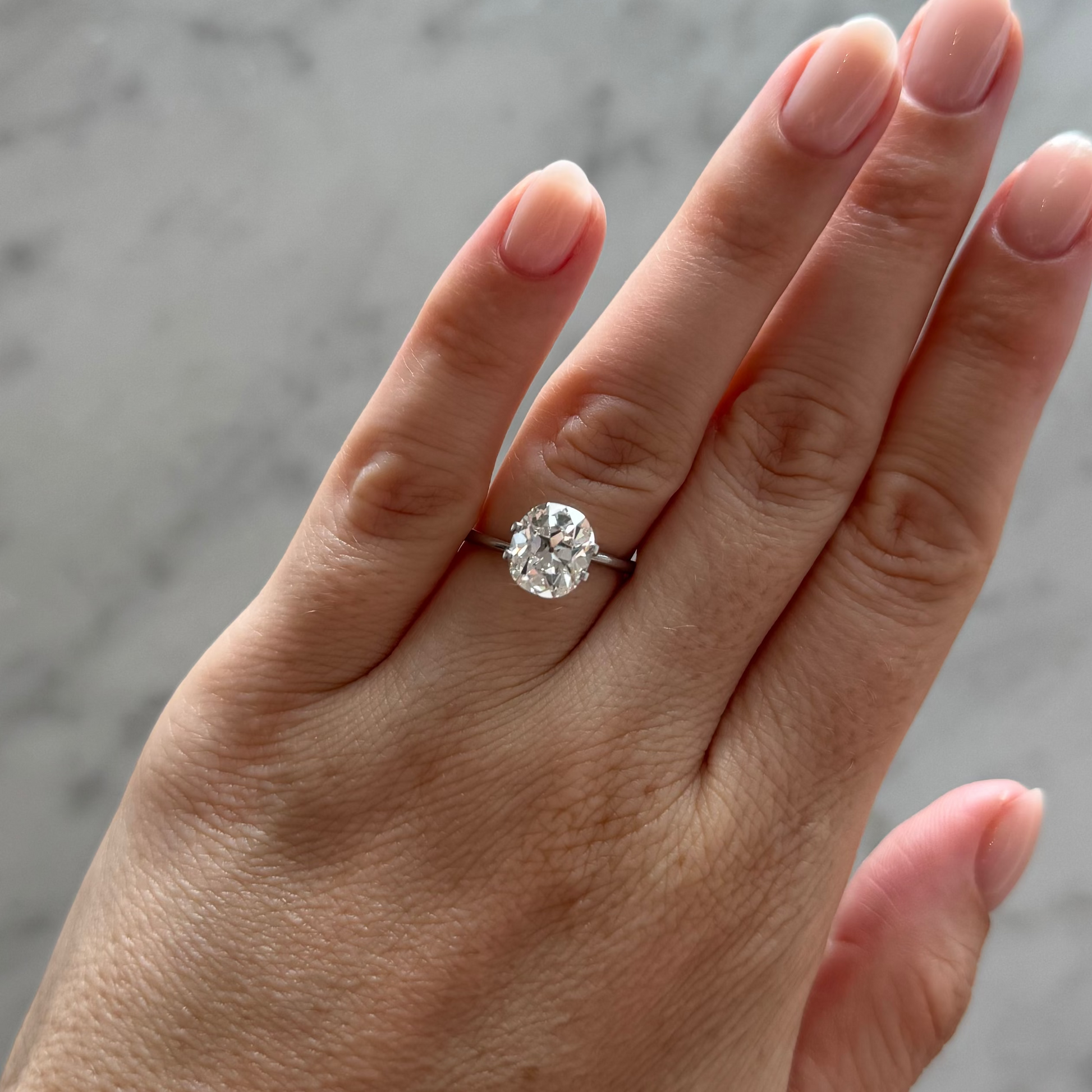 Old Mine Cut Cushion | 3.09ct E VVS2 | 1.14 ratio | IGI Certified LG761523112