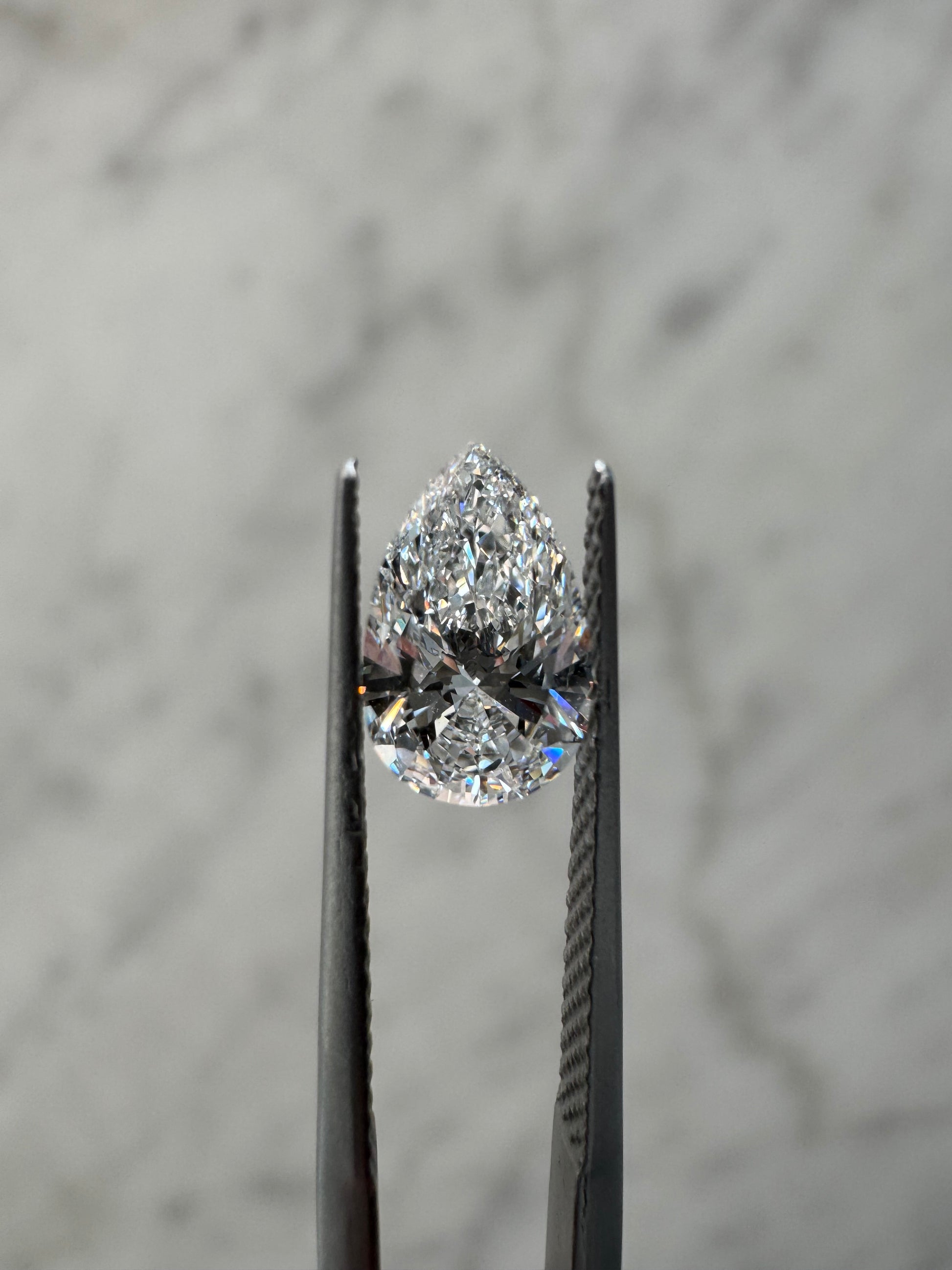 1ct Pear | G VS2 | Founder's Pick