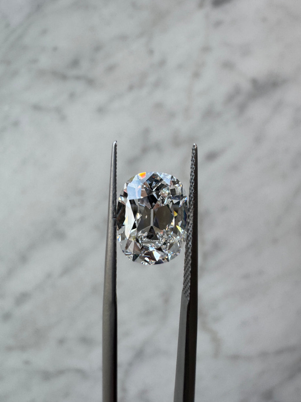 Old Mine Cushion | 4.02ct E VS1 | 1.28 ratio | IGI Certified 739599455