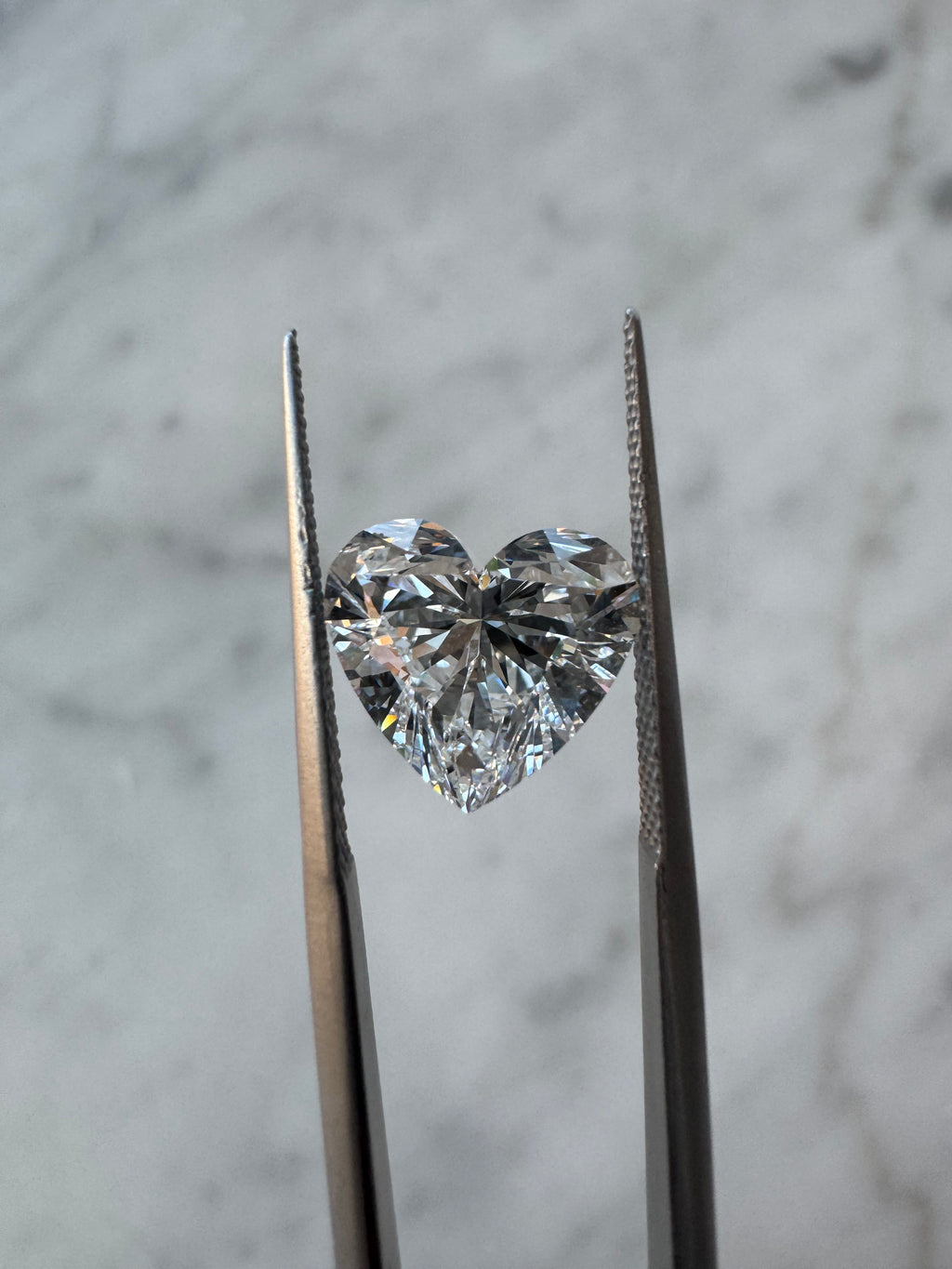 Heart | 4.01ct E VS1 | 1.09 ratio | IGI Certified 698588193 | HT401