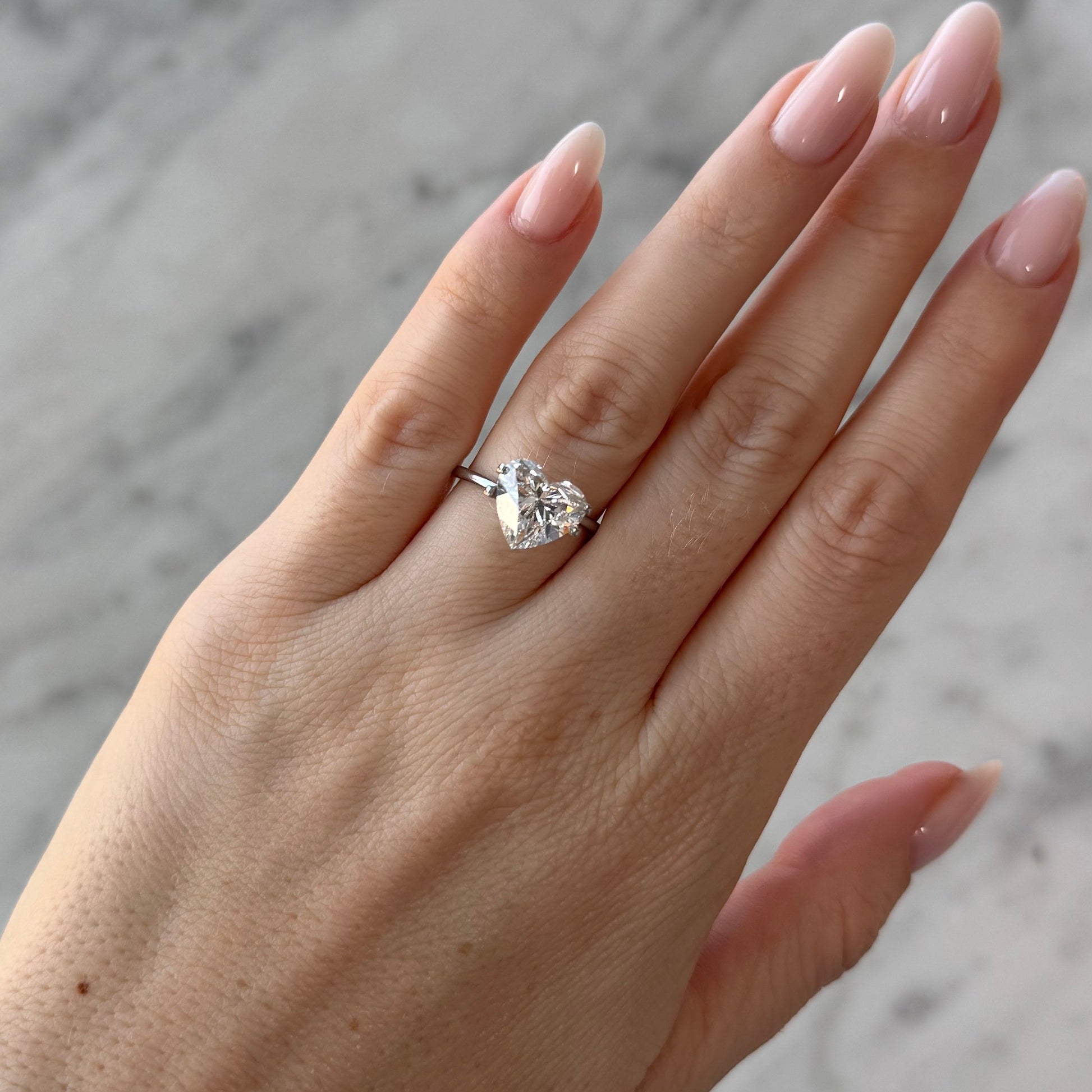 Heart | 4.01ct E VS1 | 1.09 ratio | IGI Certified 698588193 | HT401