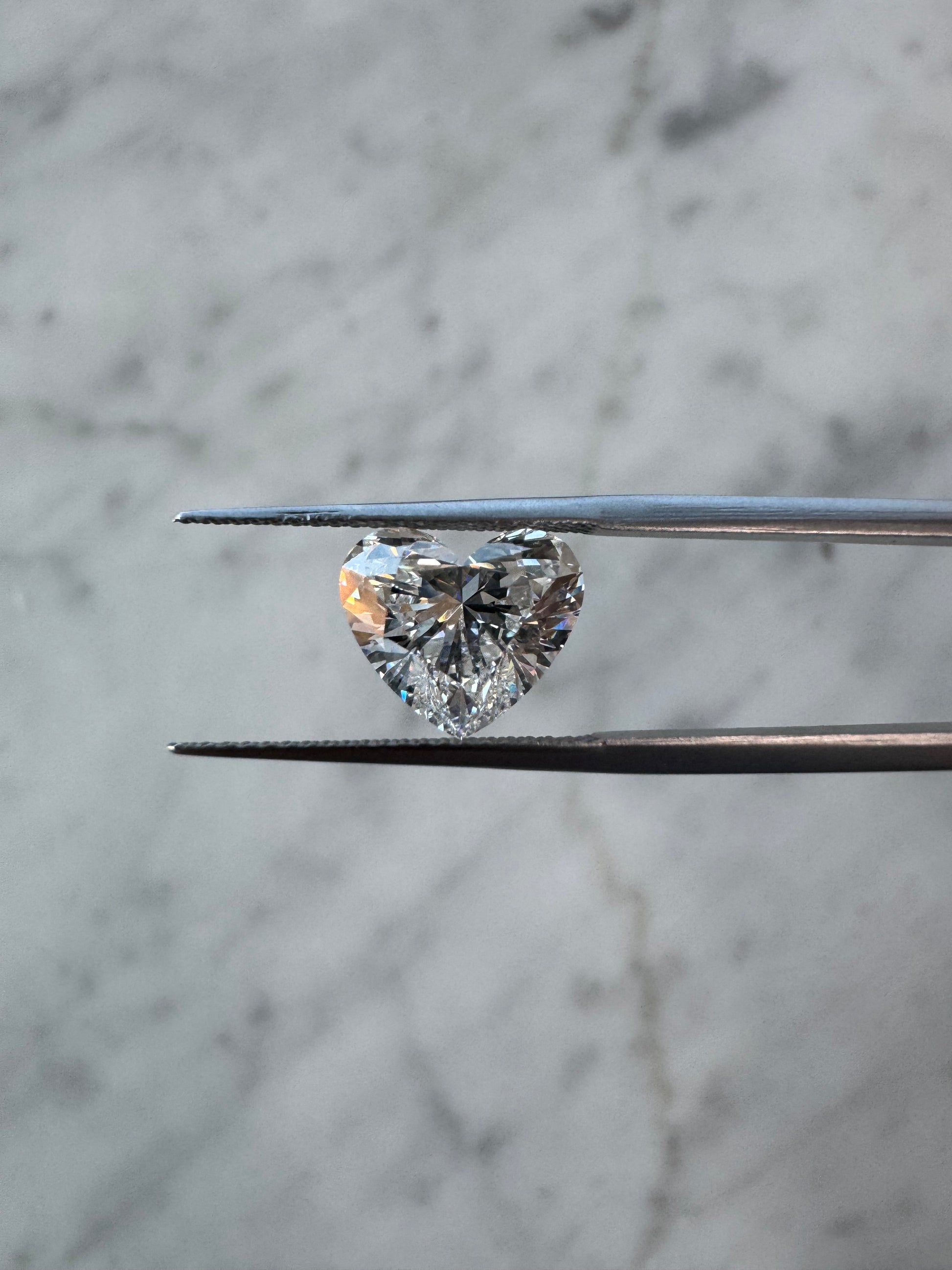 Heart | 3.56ct E VS1 | 1.16 ratio | IGI Certified LG705543229 | HT356