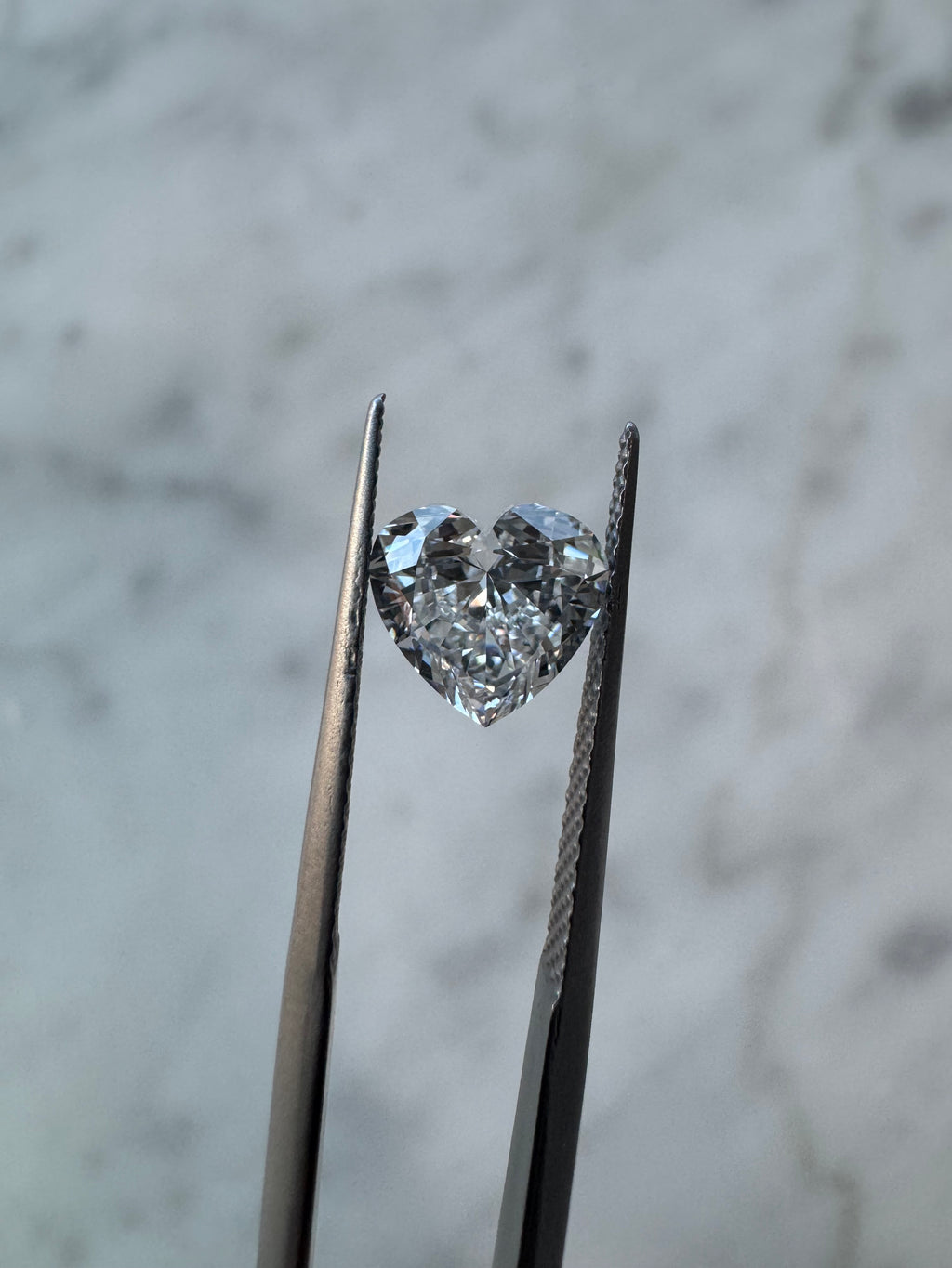 Heart | 1.33ct E VVS2 | 1.06 ratio | IGI Certified LG712577544 | HT133