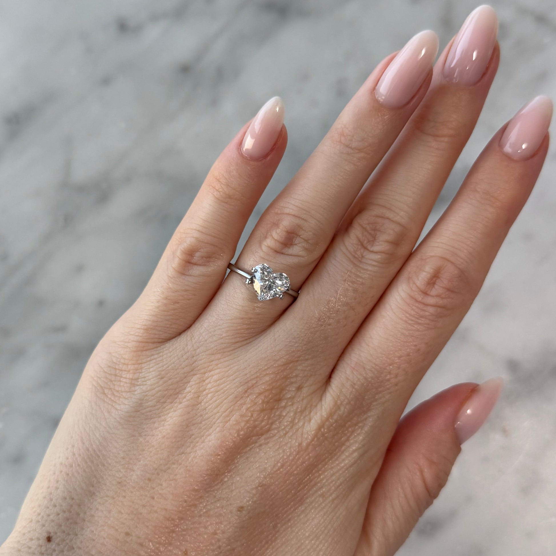 Heart | 2.01ct D VVS2 | 1.1 ratio | IGI Certified 662417033 | HT201