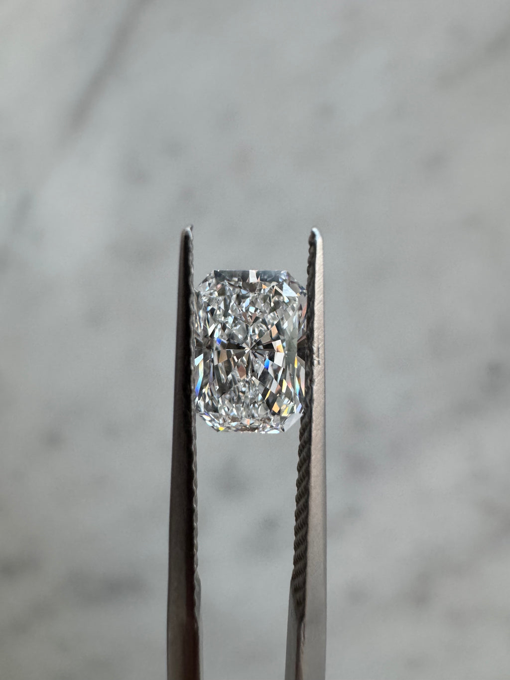 Radiant | 1.04ct D VVS2 | 1.53 ratio | LG698540281 | RAD104