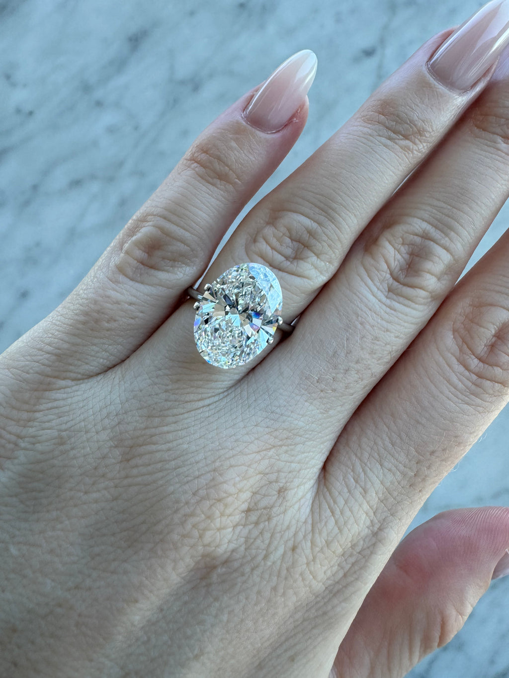 Oval | 7.05ct D VS1 | 1.39 ratio | IGI Certified LG700587811 | OV705