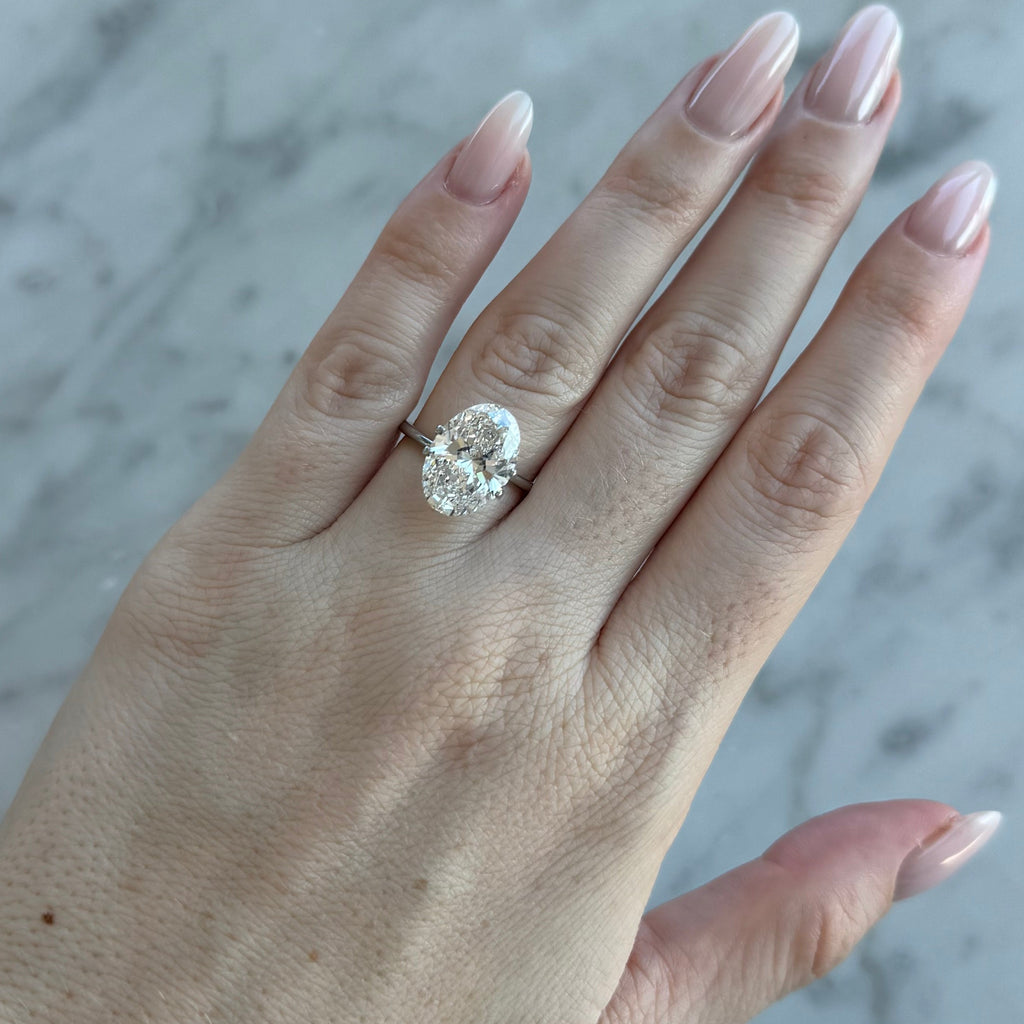 Oval | 6.02ct F VS1 | 1.44 ratio | IGI Certified LG702517037 | OV602