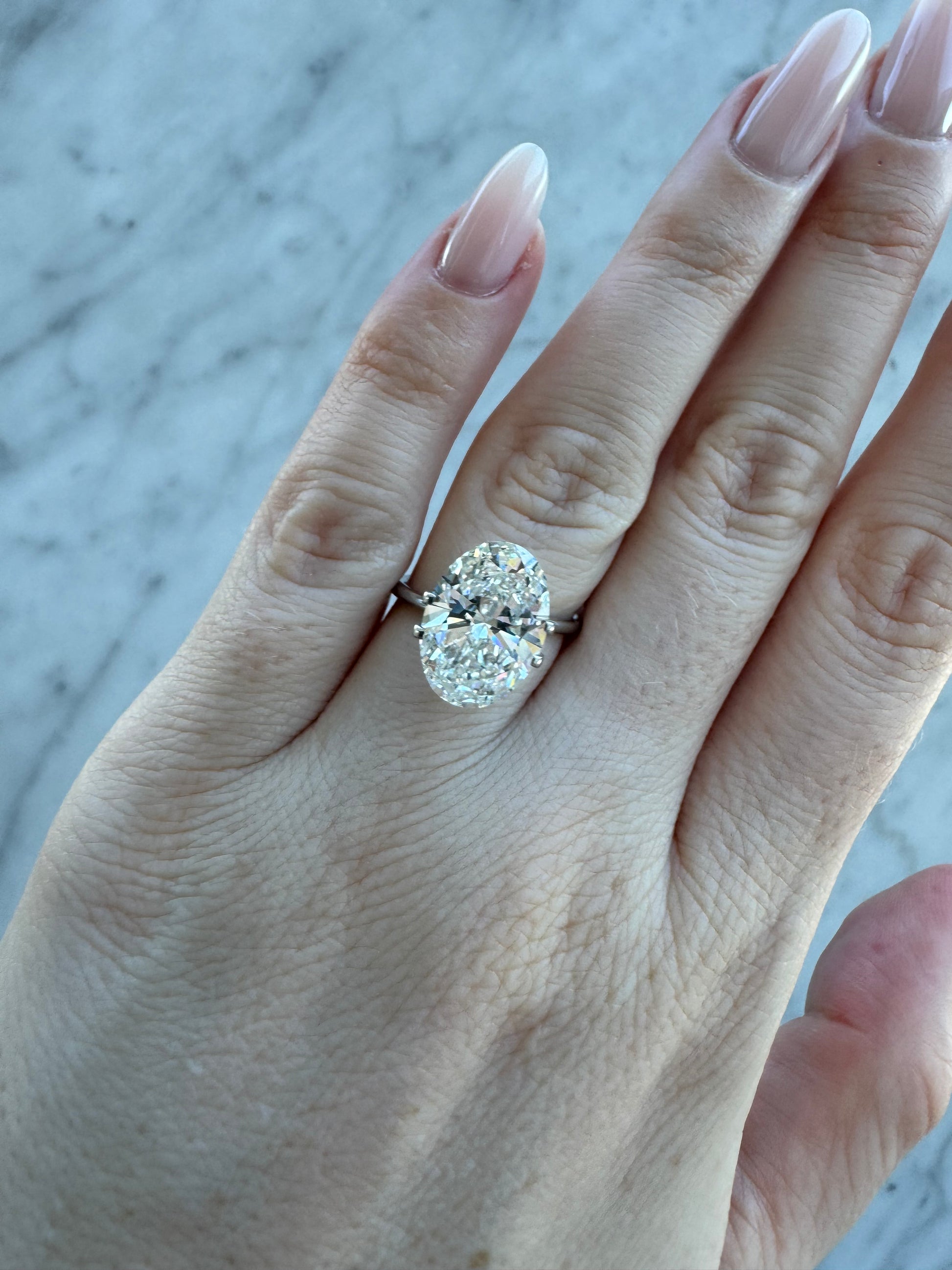 Oval | 5.87ct F VS2 | 1.41 ratio | IGI Certified LG700507632 | OV587