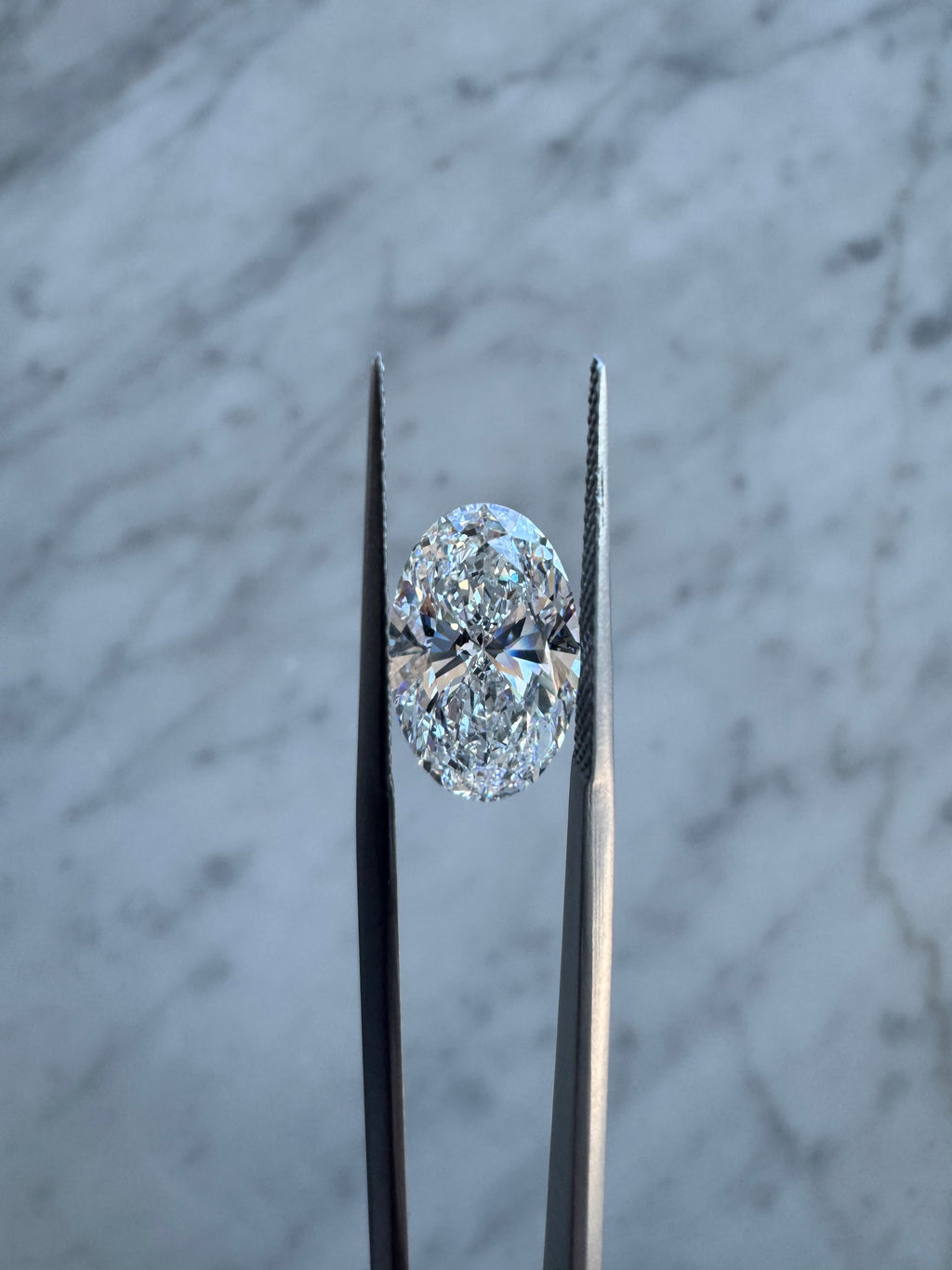 Oval | 4.08ct E VS1 | 1.55 ratio | IGI Certified LG733539823 | OV408