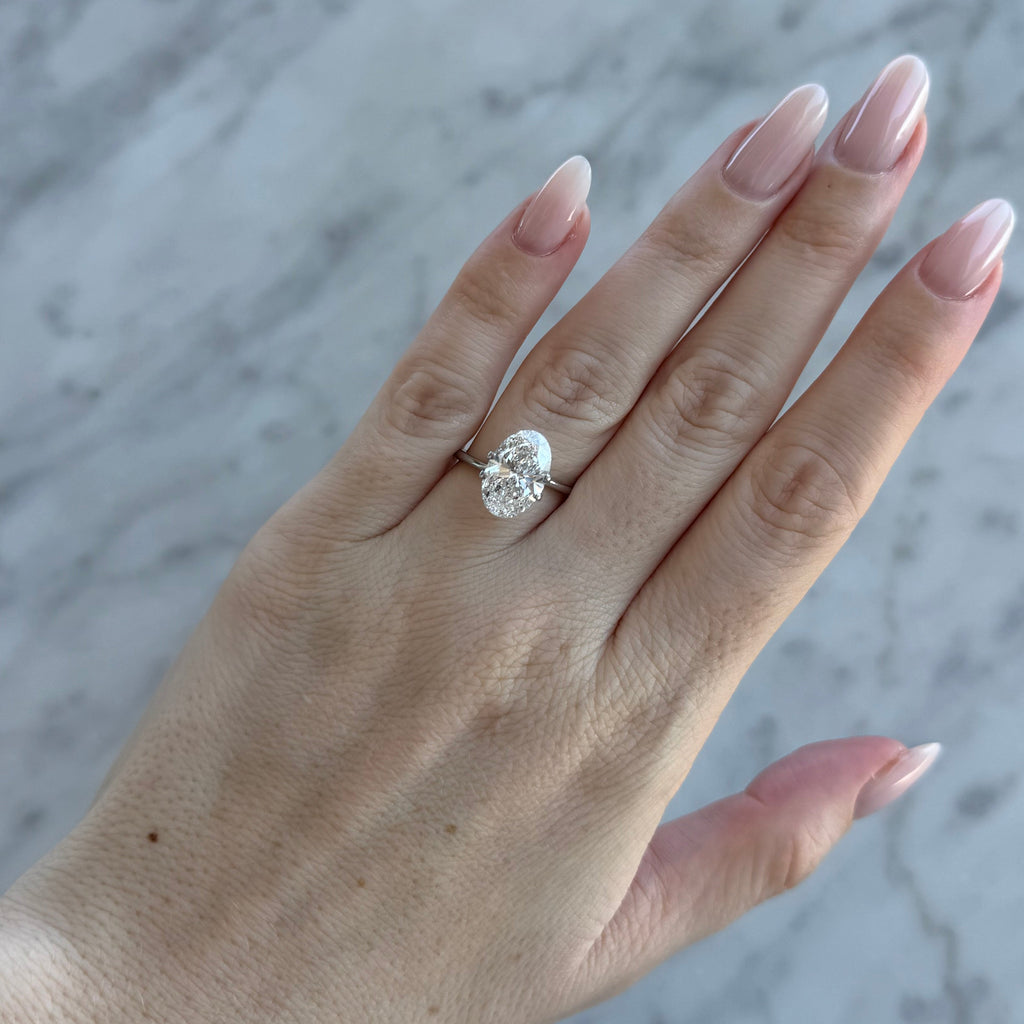 Oval | 4.08ct E VS1 | 1.55 ratio | IGI Certified LG733539823 | OV408