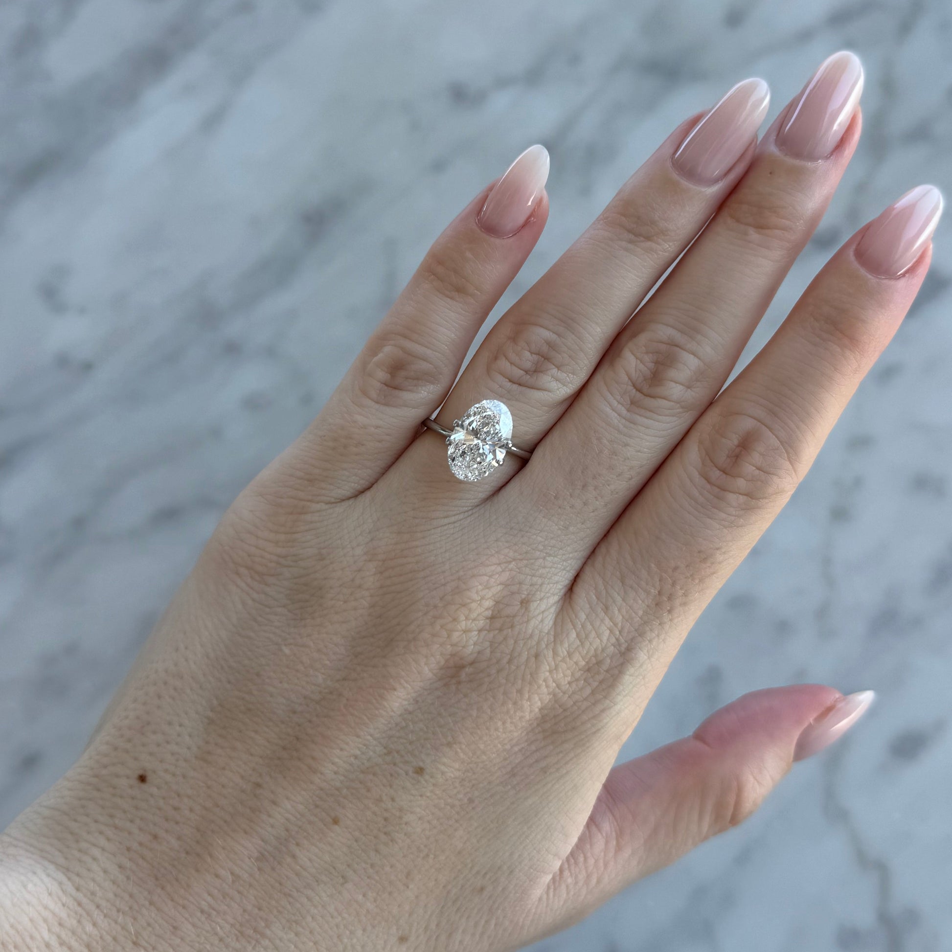 Oval | 4.08ct E VS1 | 1.55 ratio | IGI Certified LG733539823 | OV408