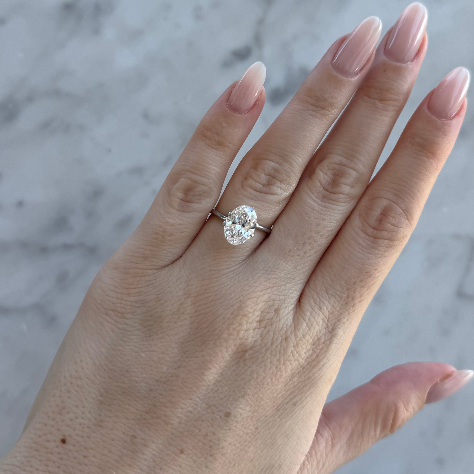 Oval | 2.96ct D VVS2 | 1.38 ratio | IGI Certified LG722555903 | OV296