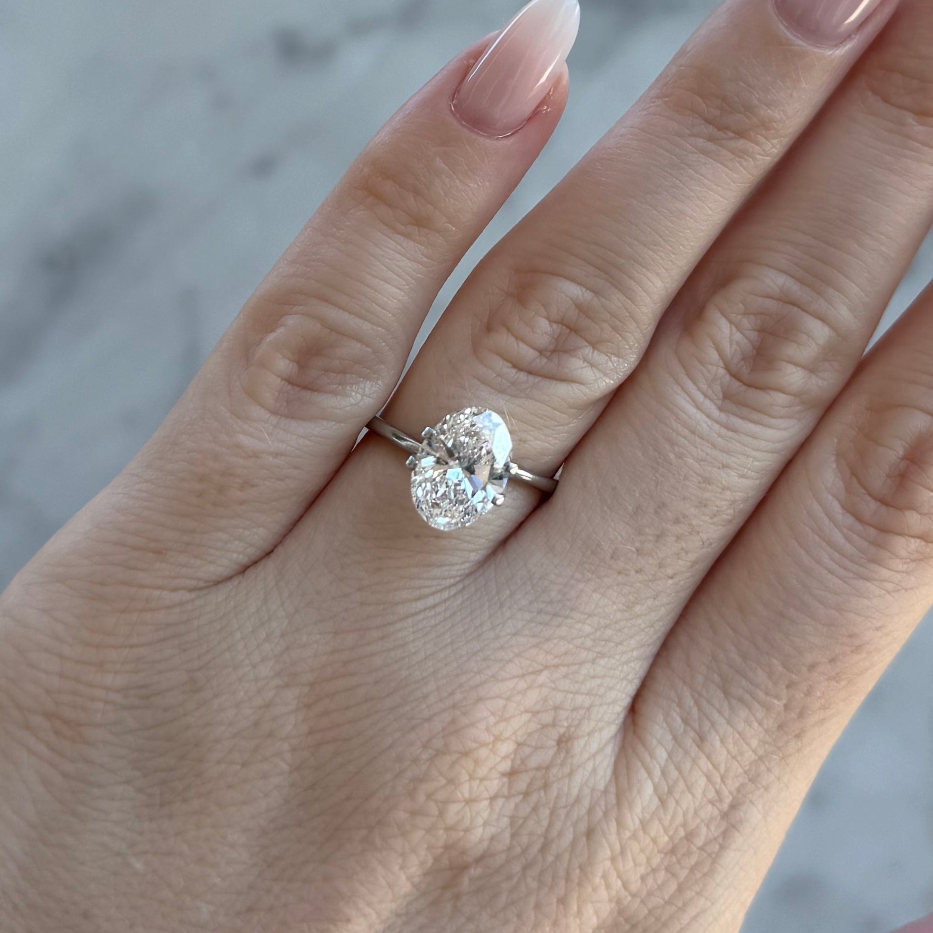 Oval | 2.96ct D VVS2 | 1.38 ratio | IGI Certified LG722555903 | OV296