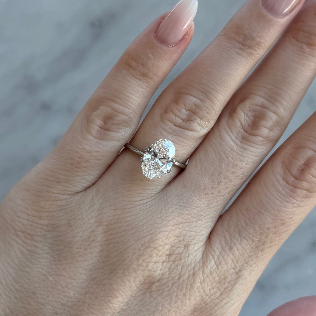 Oval | 2.95ct D VS1 | 1.45 ratio | IGI Certified LG724598827 | OV295