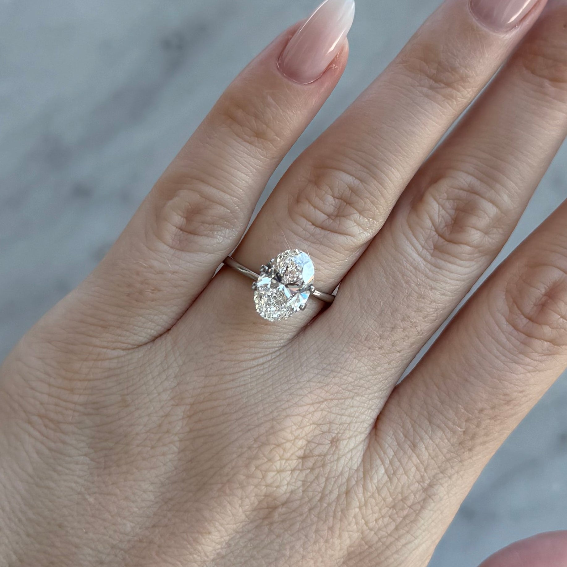 Oval | 2.95ct D VS1 | 1.45 ratio | IGI Certified LG724598827 | OV295