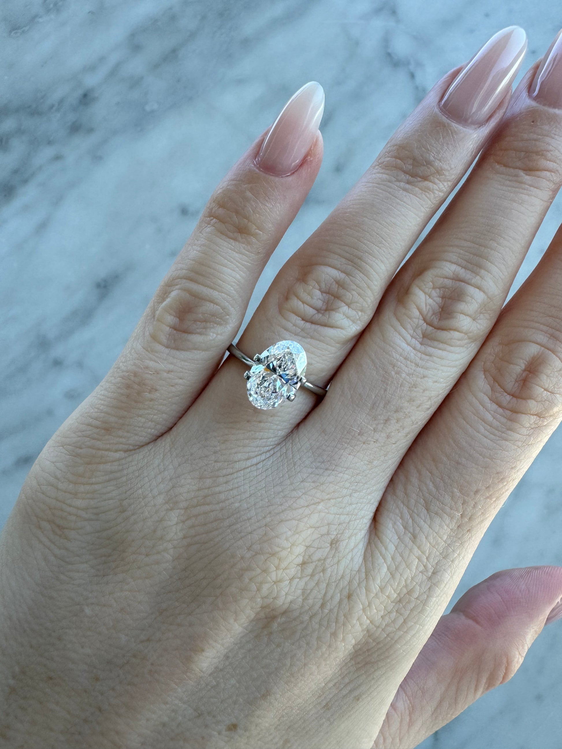 Oval | 2.5ct D VS2 | 1.52 ratio | IGI Certified LG710547318 | OV250