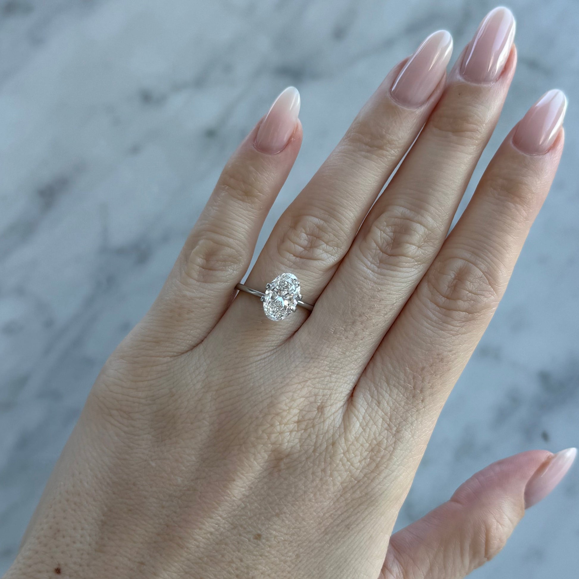 Oval | 2.1ct E VVS2 | 1.51 ratio | IGI Certified LG713526773 | OV210