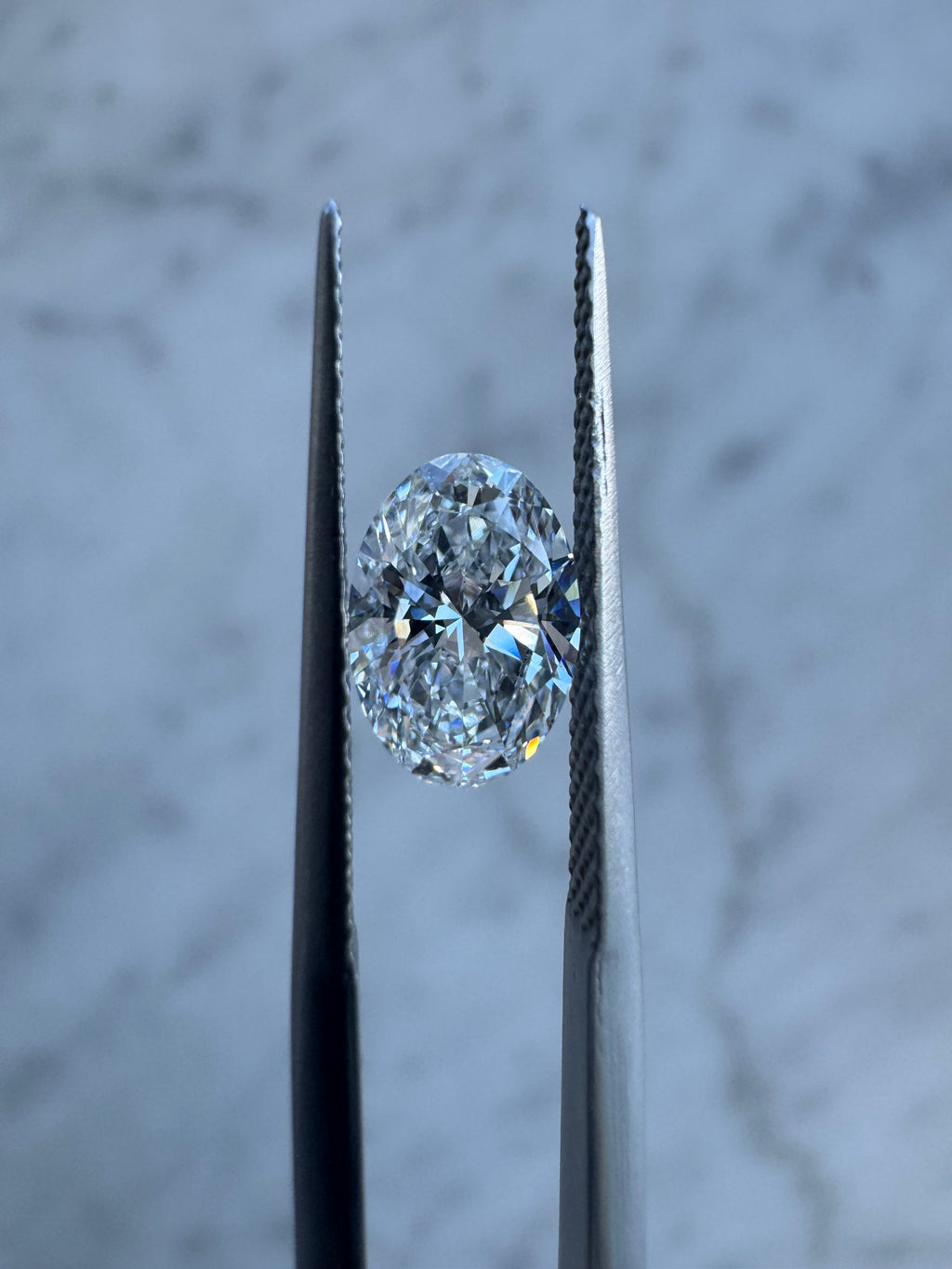 Oval | 1.09ct D VS2 | 1.44 ratio | IGI Certified LG739563667 | OV109