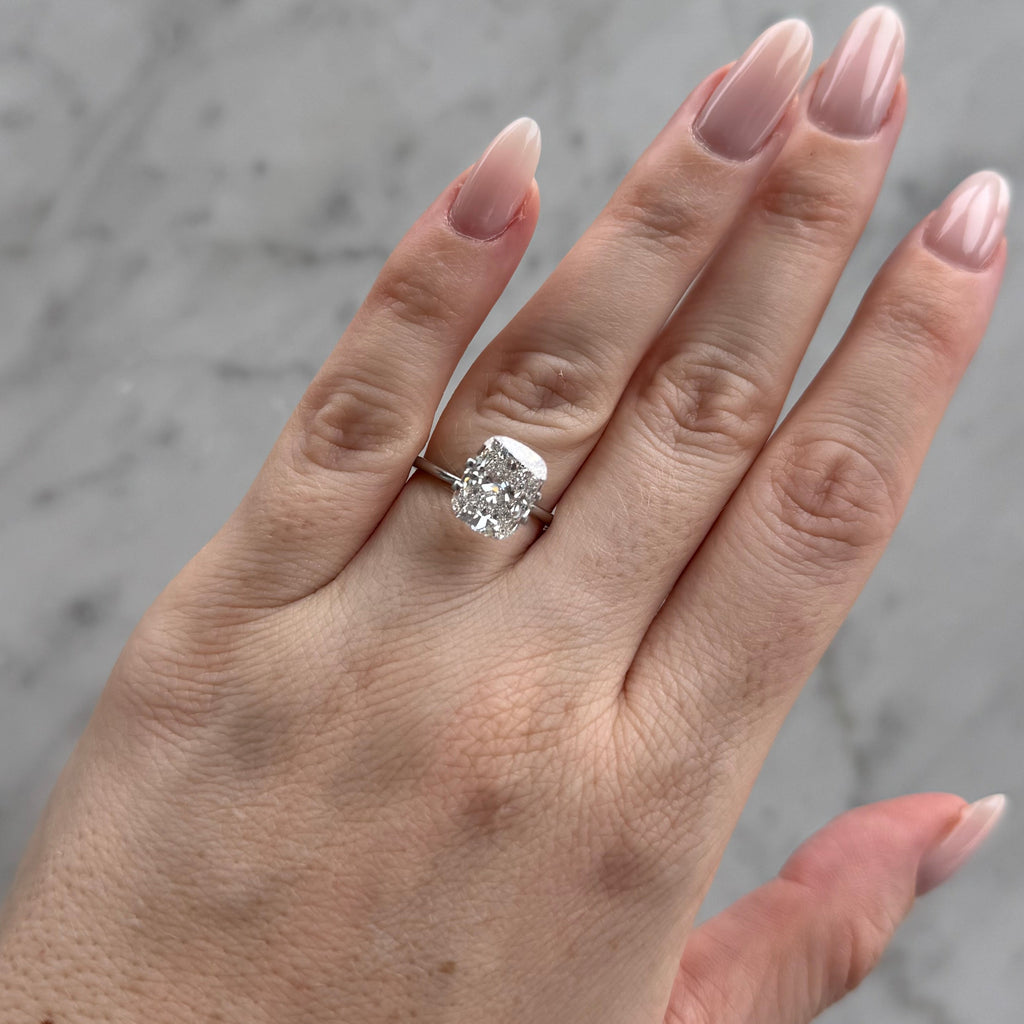 Cushion | 4.25ct E VS1 | 1.29 ratio | IGI Certified 696591505 | CU425