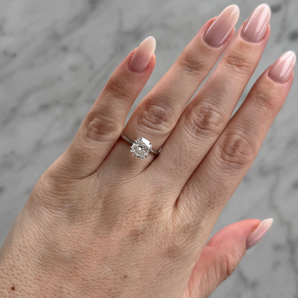 Cushion | 2.11ct F VS1 | 1.18 ratio | IGI Certified LG701506948 | CU211