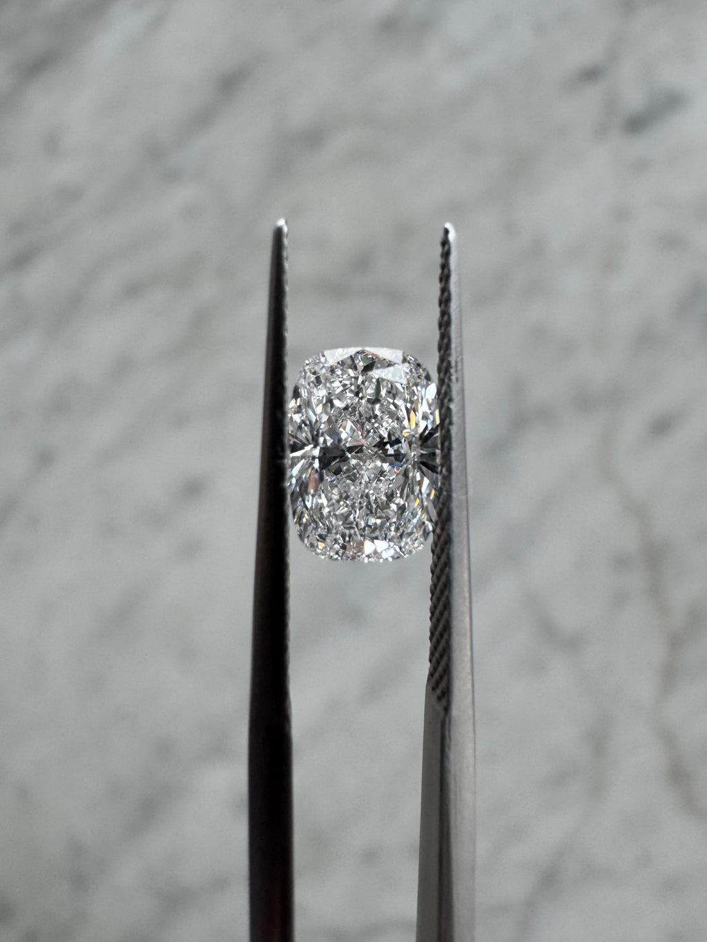 Cushion | 1.41ct D VS2 | 1.39 ratio | IGI Certified LG665422430 | CU141