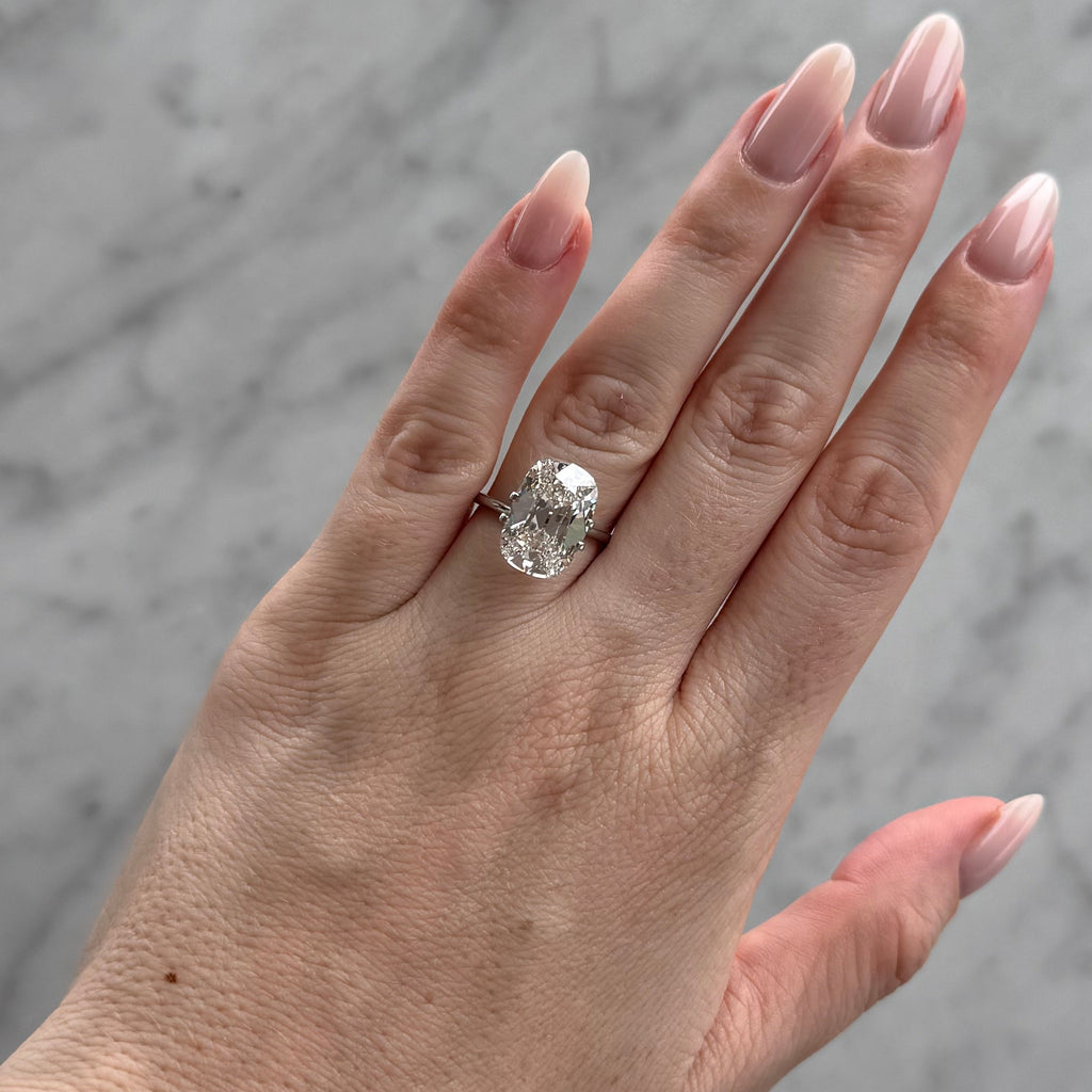 Old Mine Cushion | 7.03ct F VS1 | 1.48 ratio | LG737598899 | OM703