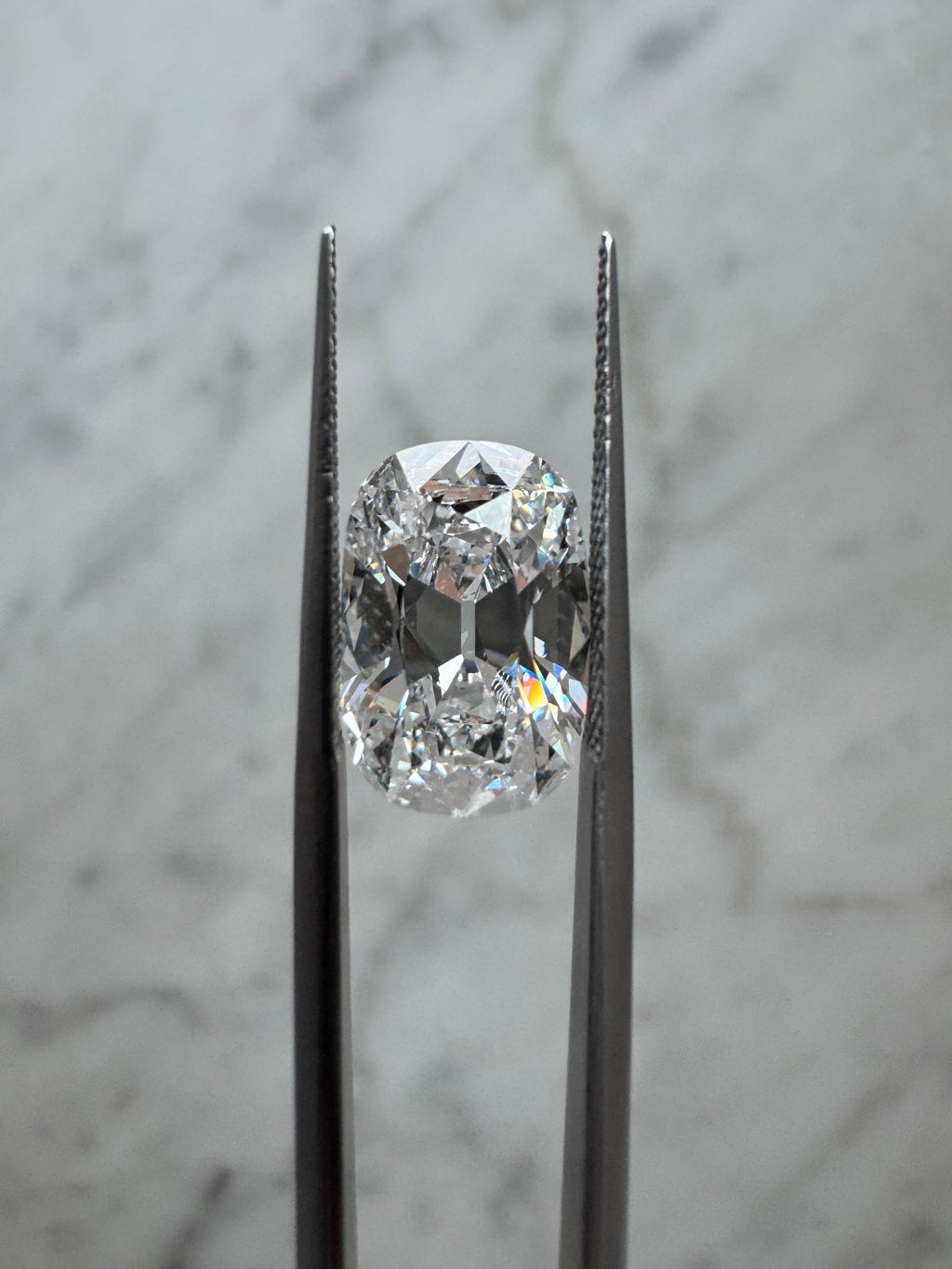 Old Mine Cushion | 5.26ct D VS1 | 1.5 ratio | LG741521844 | OM526