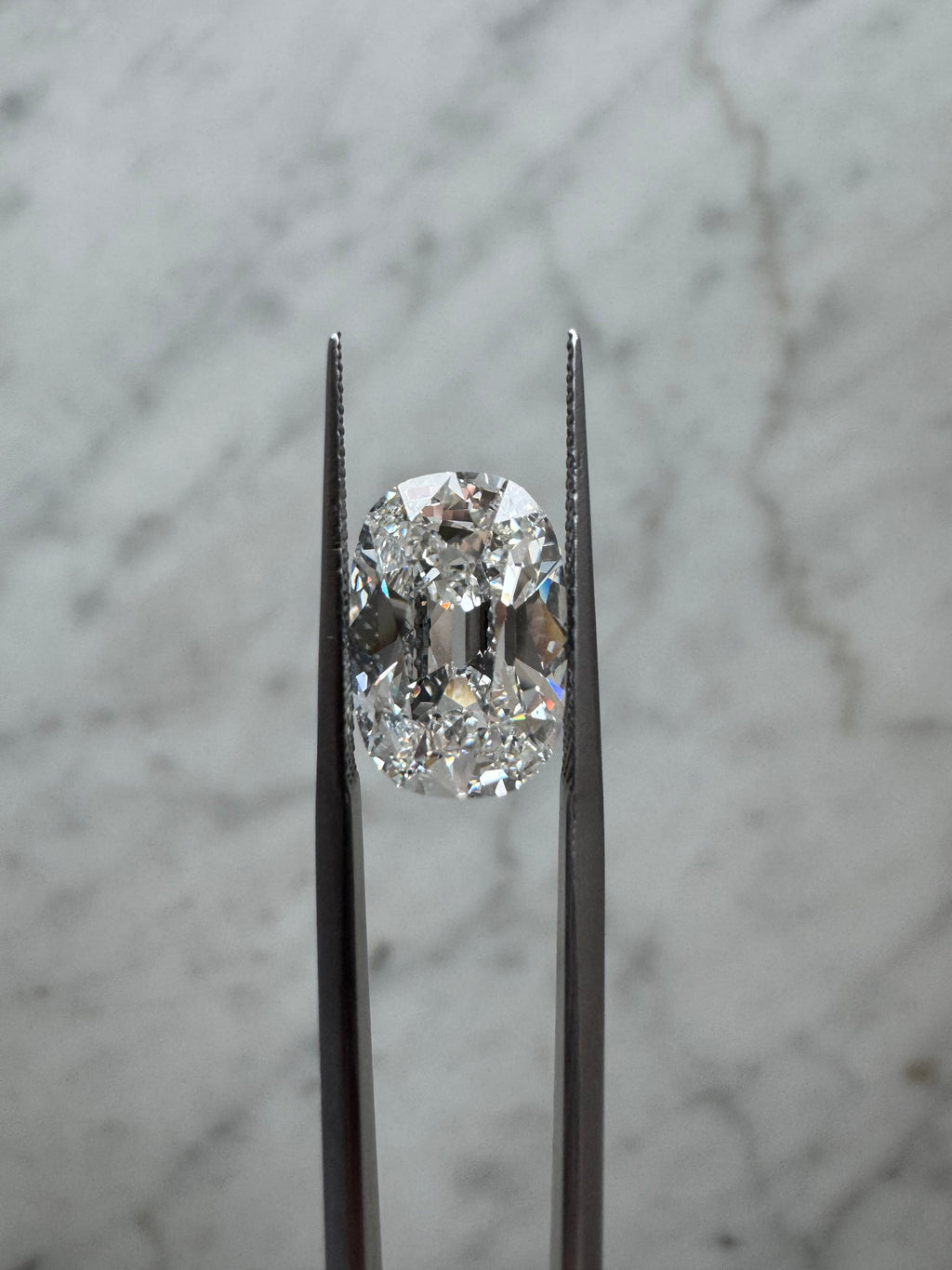 Old Mine Cushion | 5.02ct E VVS2 | 1.49 ratio | LG741580236 | OM502