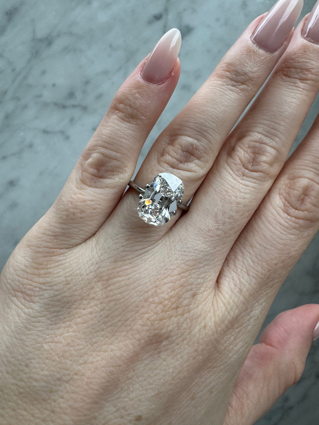 Old Mine Cushion | 5.02ct E VVS2 | 1.49 ratio | LG741580236 | OM502