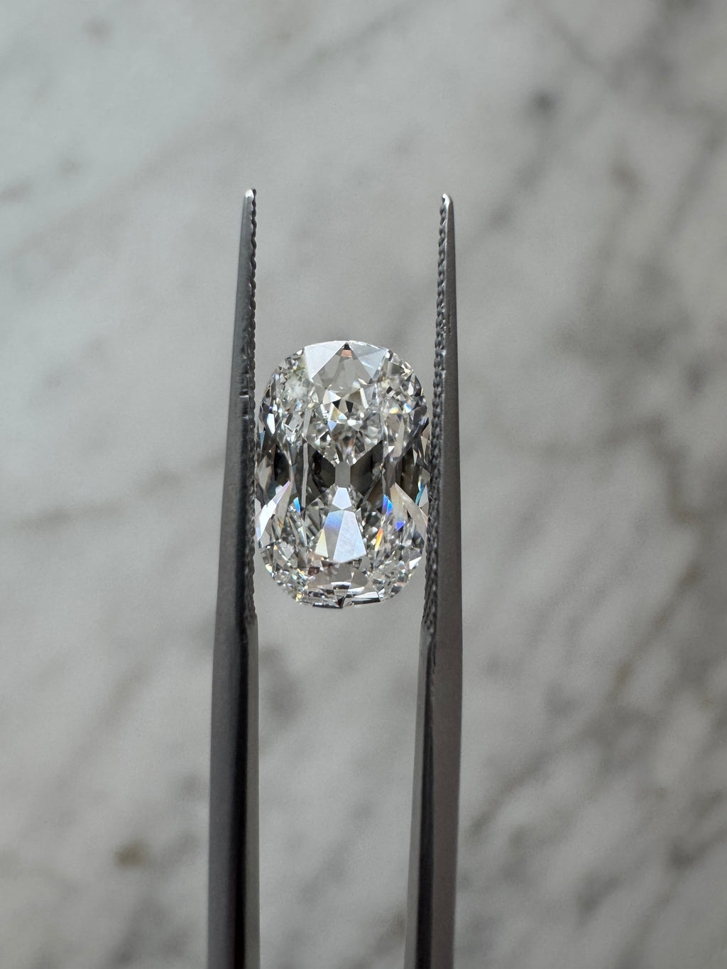 Old Mine Cushion | 3.08ct E VVS2 | 1.53 ratio | LG741592250 | OM3083