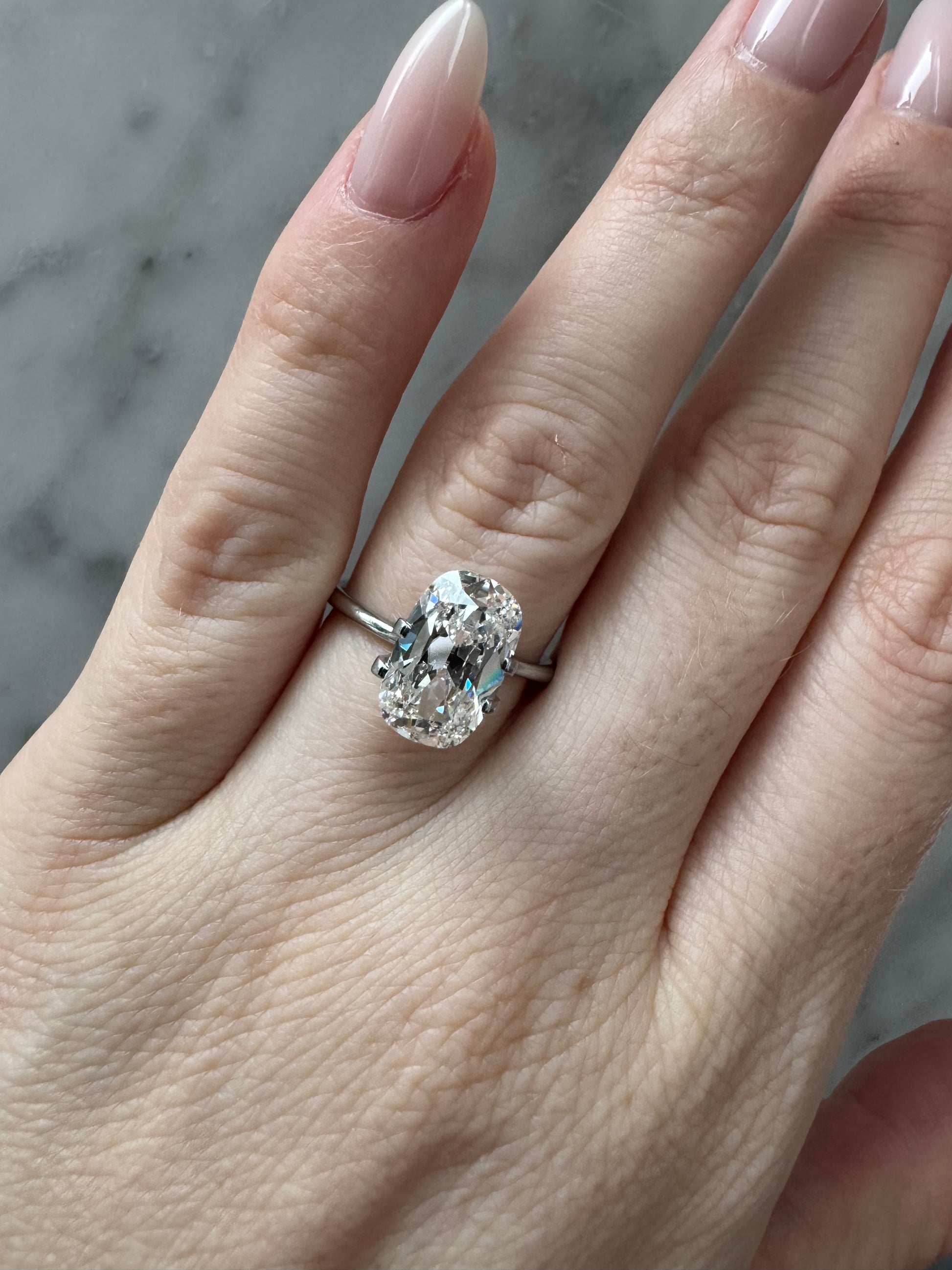 Old Mine Cushion | 3.08ct E VVS2 |  1.59 ratio | LG741592124 | OM3082