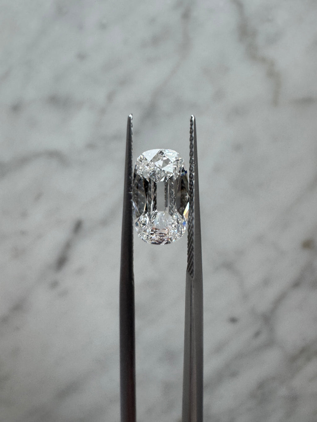 Old Mine Cushion | 2.29ct D VVS2 | 1.7 ratio | LG743501840 | OM229