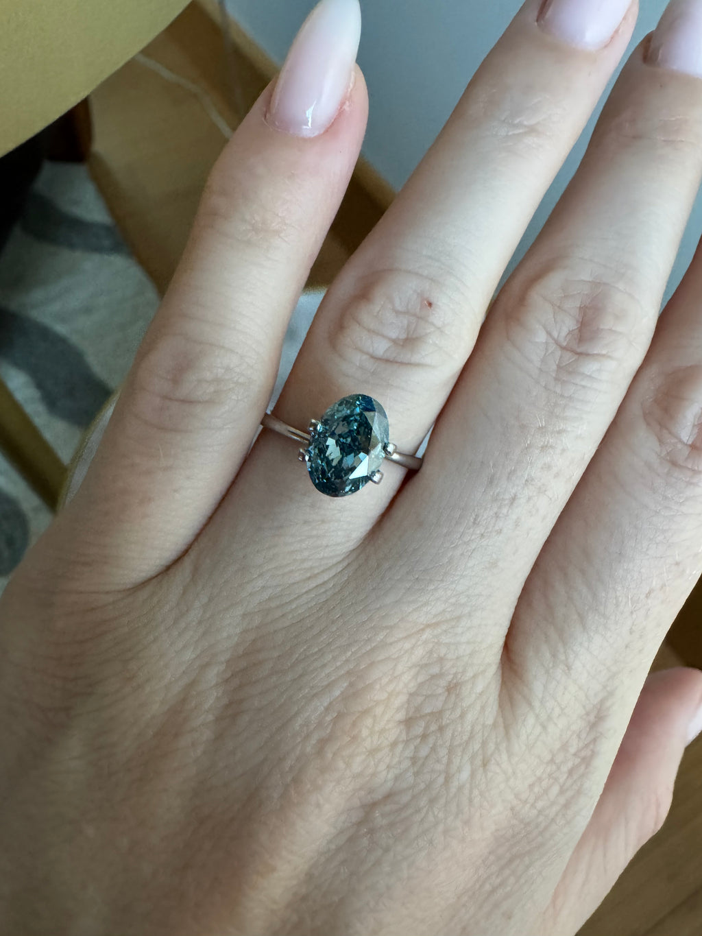 Oval | 2.54ct Fancy Vivid Blue VS1 | 1.42 ratio | IGI Certified 662471751 | FOV254