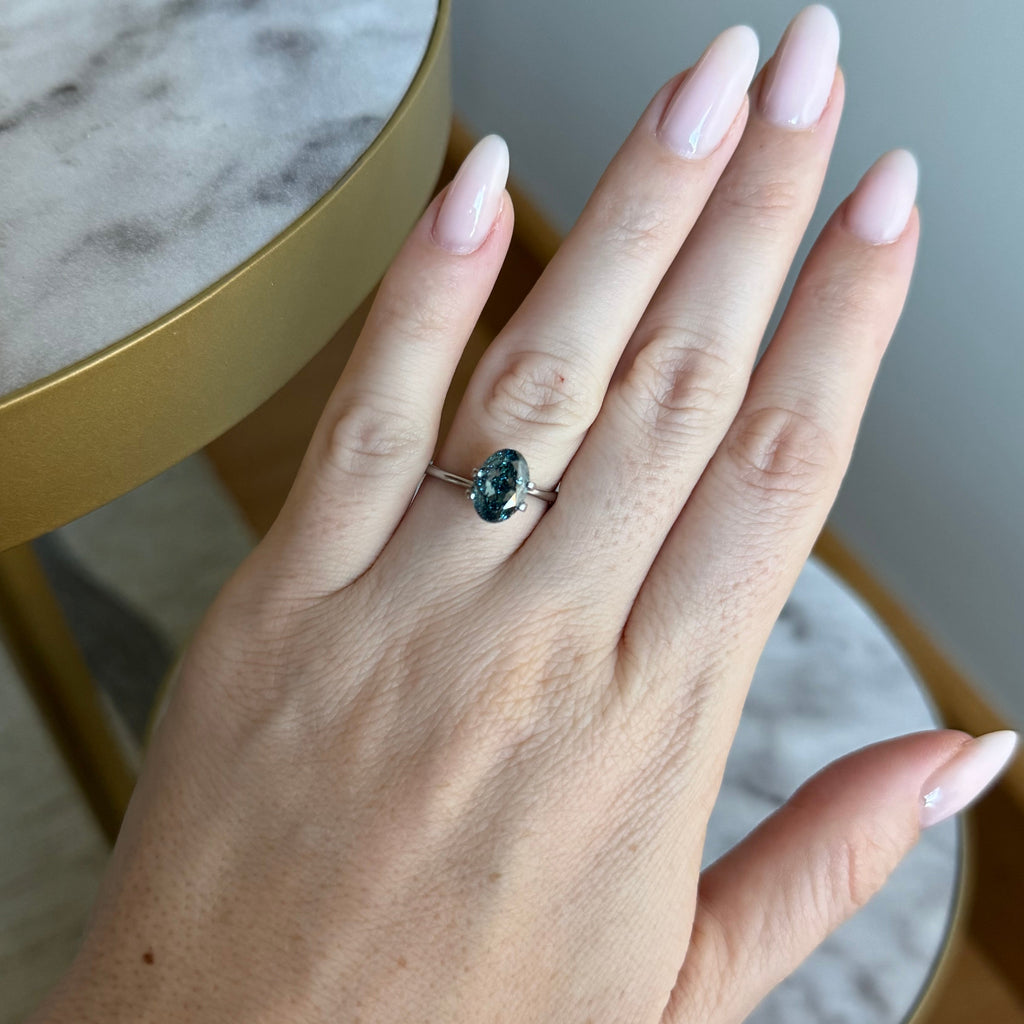 Oval | 2.54ct Fancy Vivid Blue VS1 | 1.42 ratio | IGI Certified 662471751 | FOV254