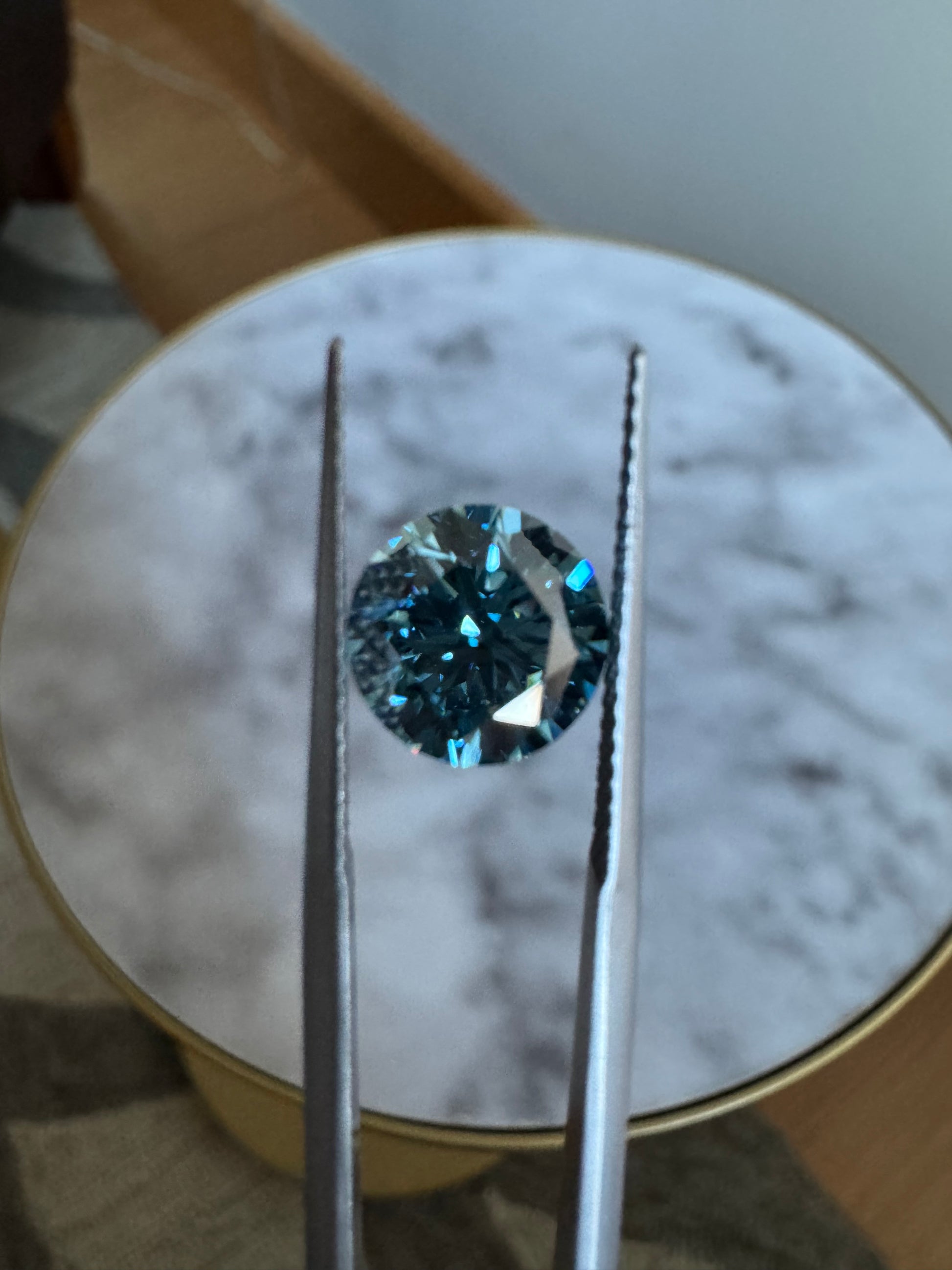 Round | 2.32ct Fancy Intense Blue VS1 | IGI Certified 685556884 | FRD232