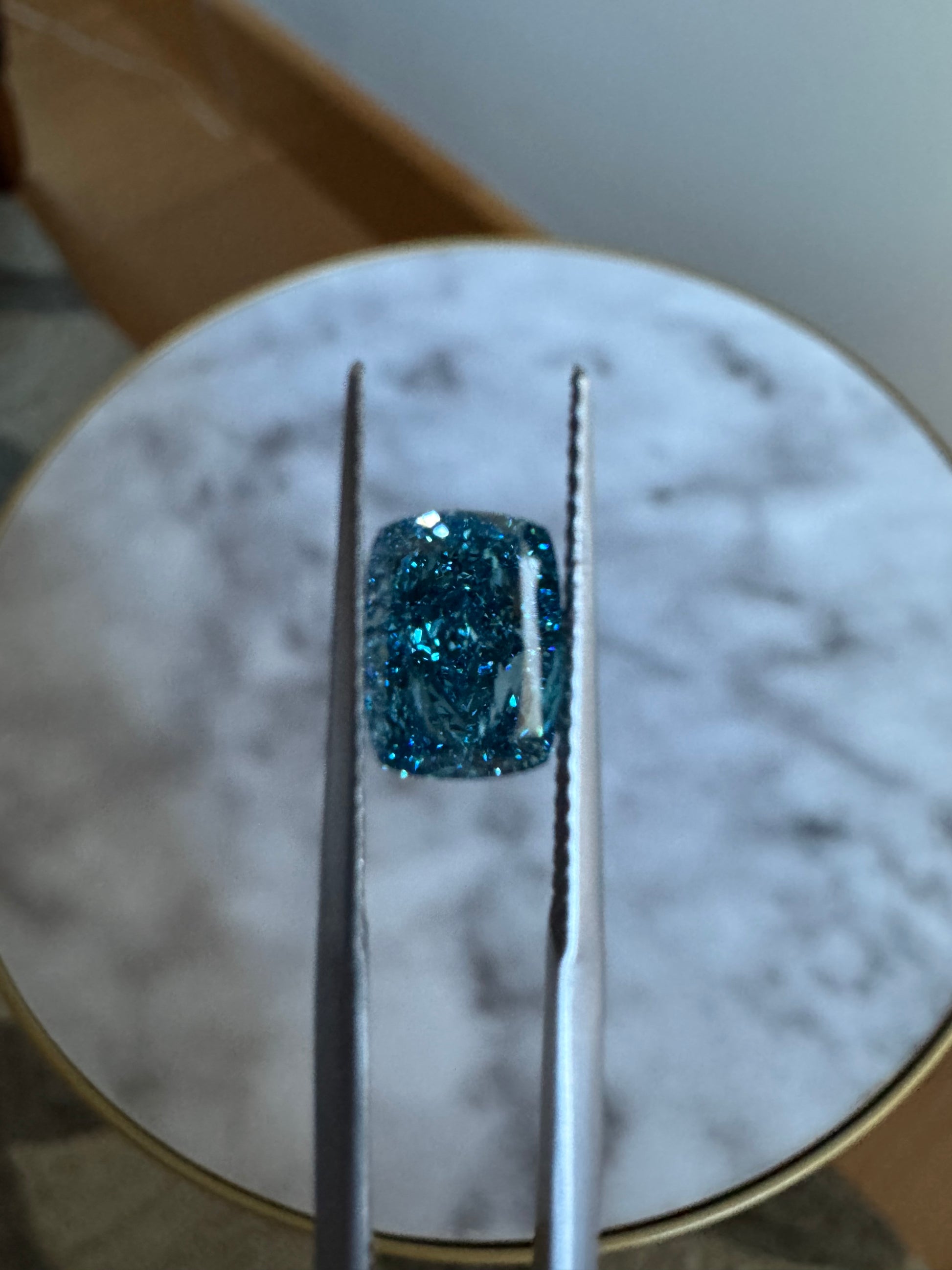 Cushion | 2ct Fancy Vivid Blue VS2 | 1.35 ratio | 660432052 | FCU2002