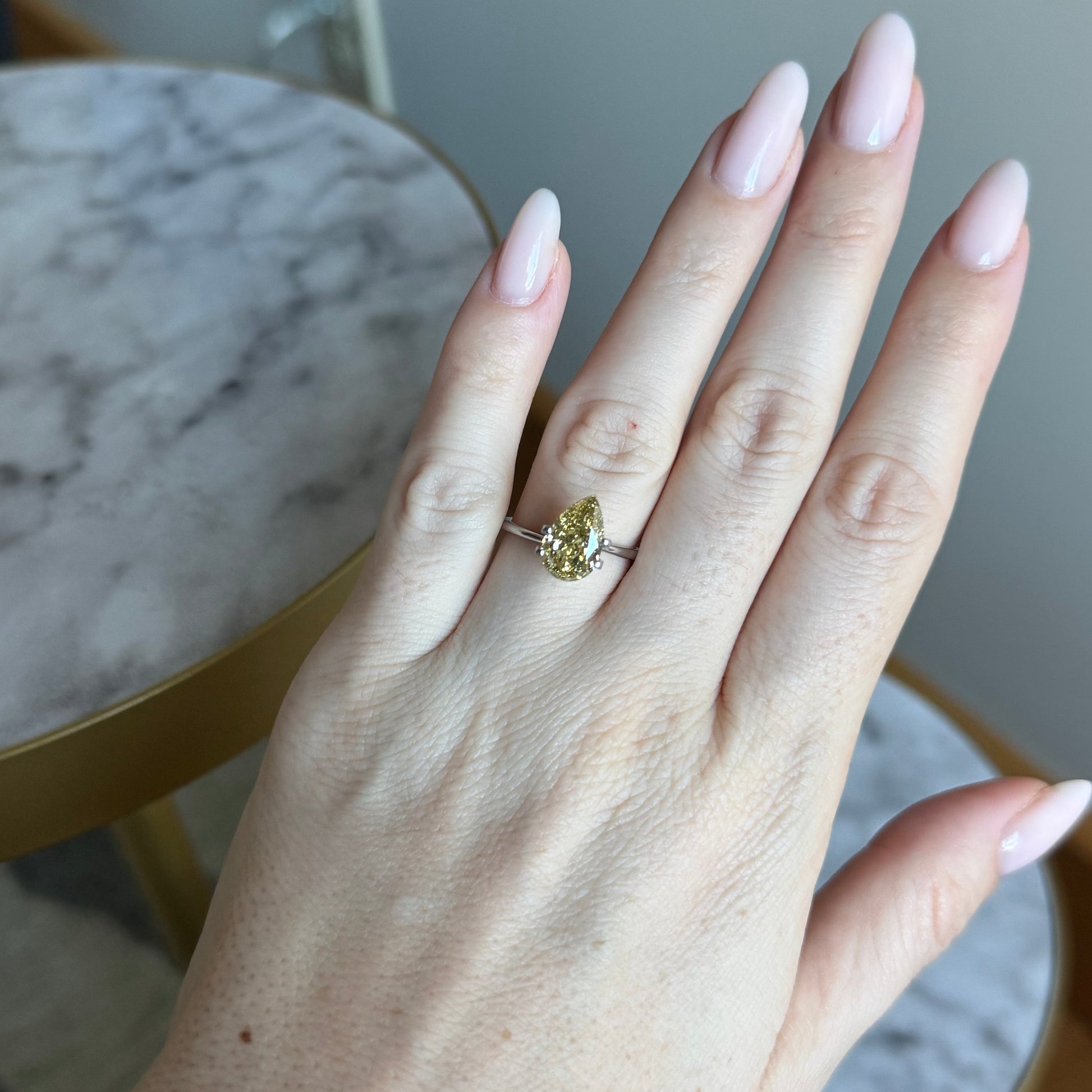 Pear | 3.32ct Fancy Intense Yellowish Yellow VS1 | 1.59 ratio | 662417108 | FP332