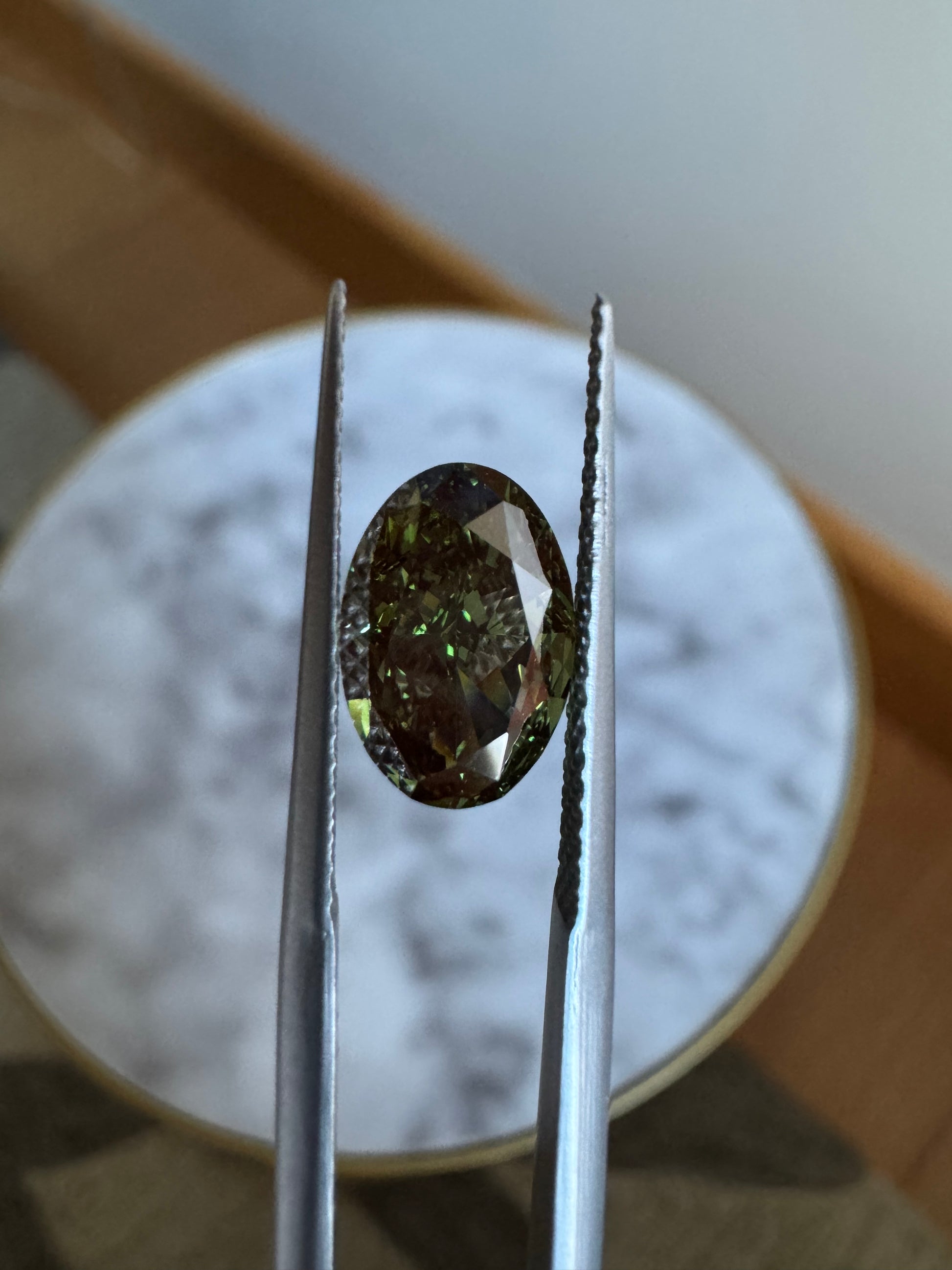 Oval | 2.72ct Fancy Deep Greenish Green VS1 | 1.47 ratio | 662471776 | FOV272