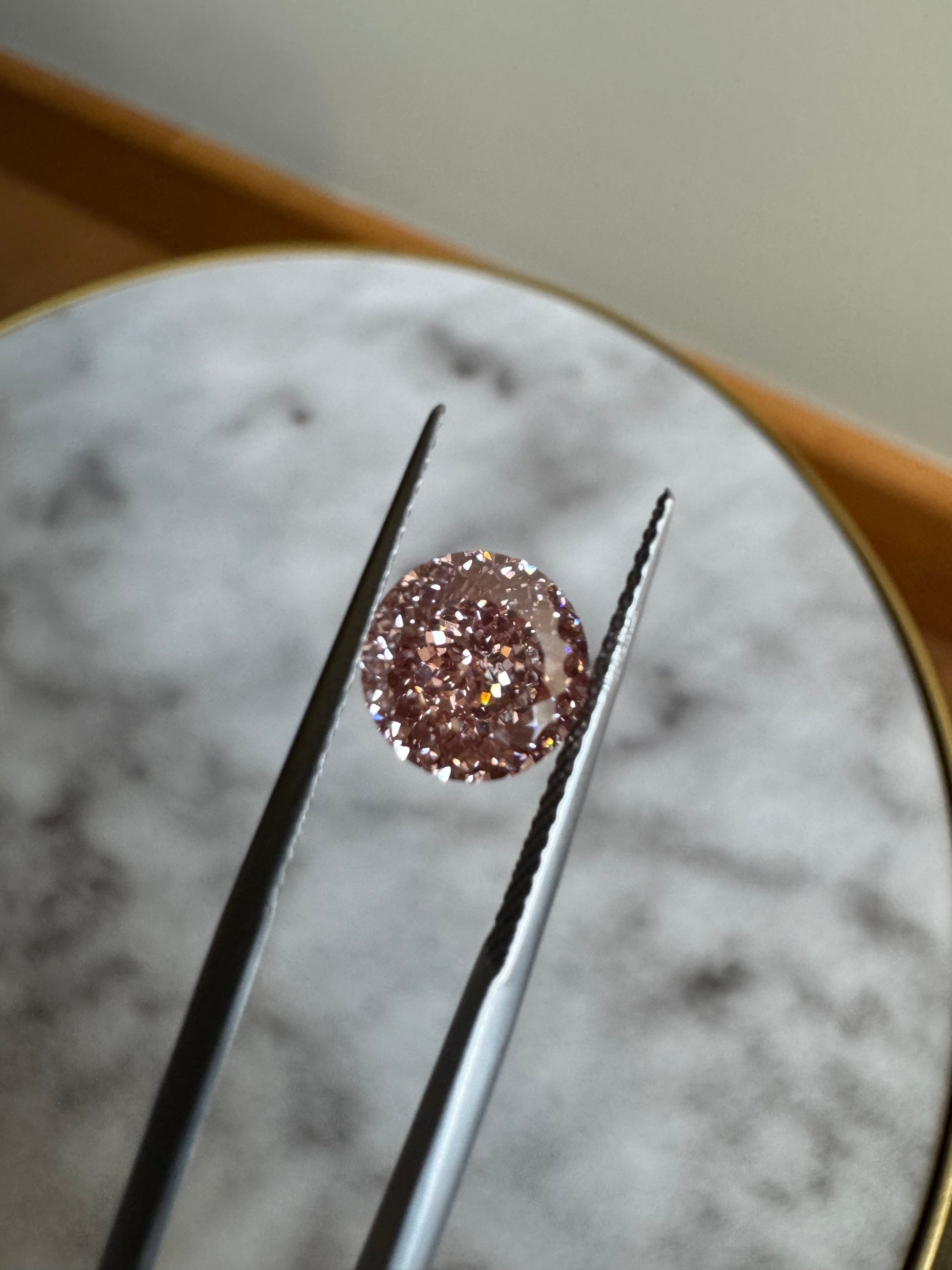 Portuguese | 2.51ct Fancy Intense Pinkish Pink VS1 | 662457037 | FPORT251