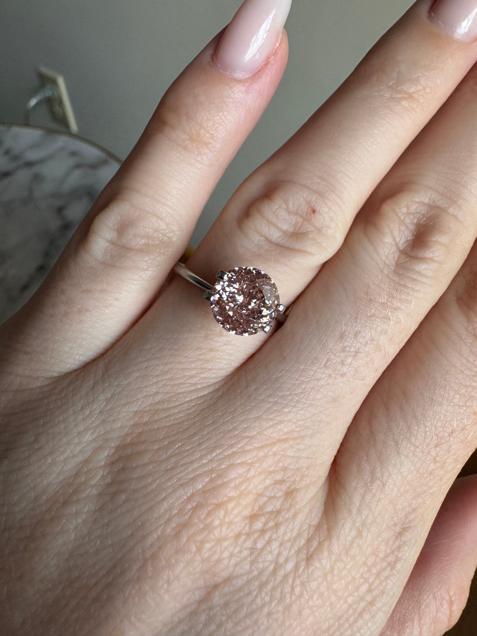 Portuguese | 2.51ct Fancy Intense Pinkish Pink VS1 | 662457037 | FPORT251