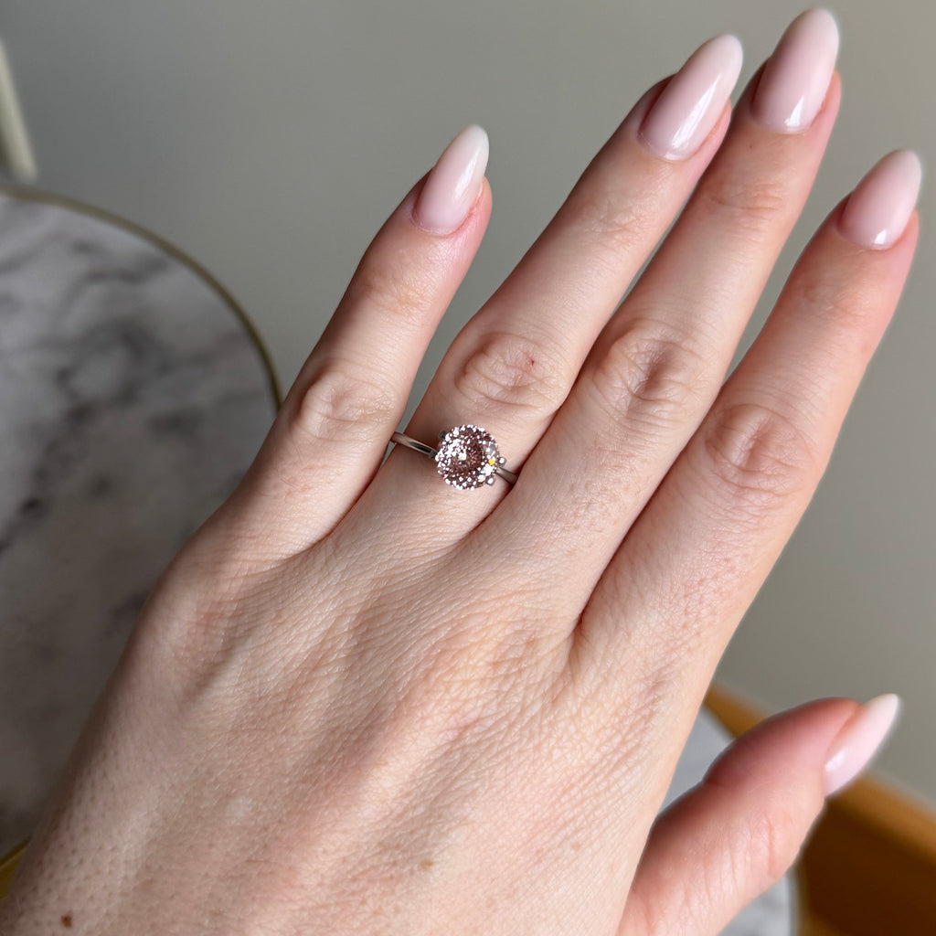 Portuguese | 2.51ct Fancy Intense Pinkish Pink VS1 | 662457037 | FPORT251