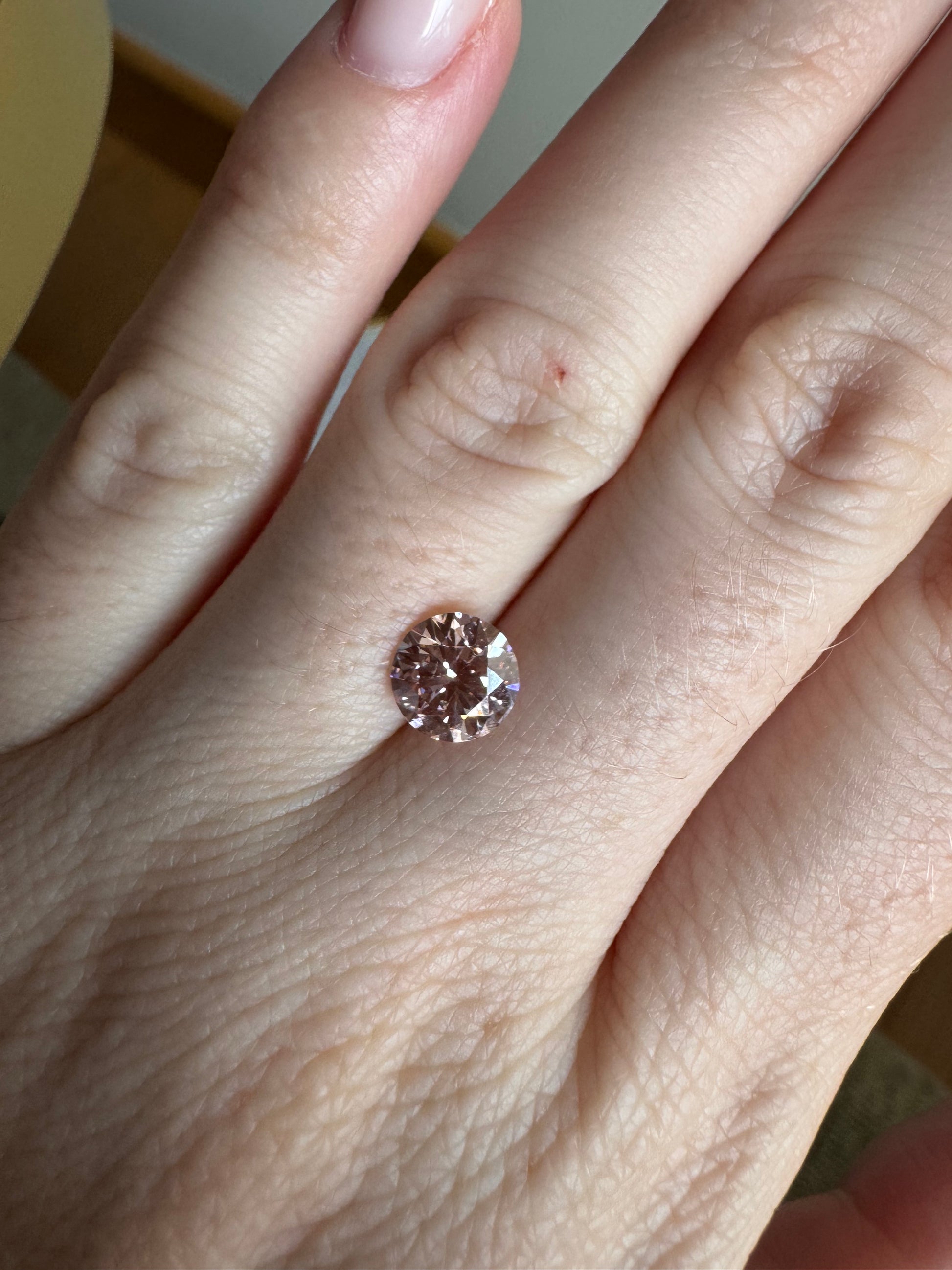 Round | 1.63ct Fancy Intense Pinkish Pink VS1 | 686501628 | FRD163