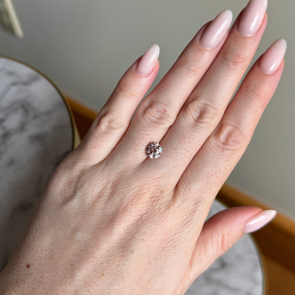 Round | 1.06ct Fancy Vivid Greenish Green VS1 | 694583297 | FRD106