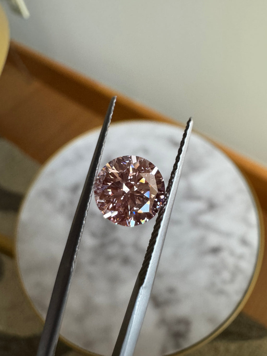 Round | 1.06ct Fancy Vivid Greenish Green VS1 | 694583297 | FRD106