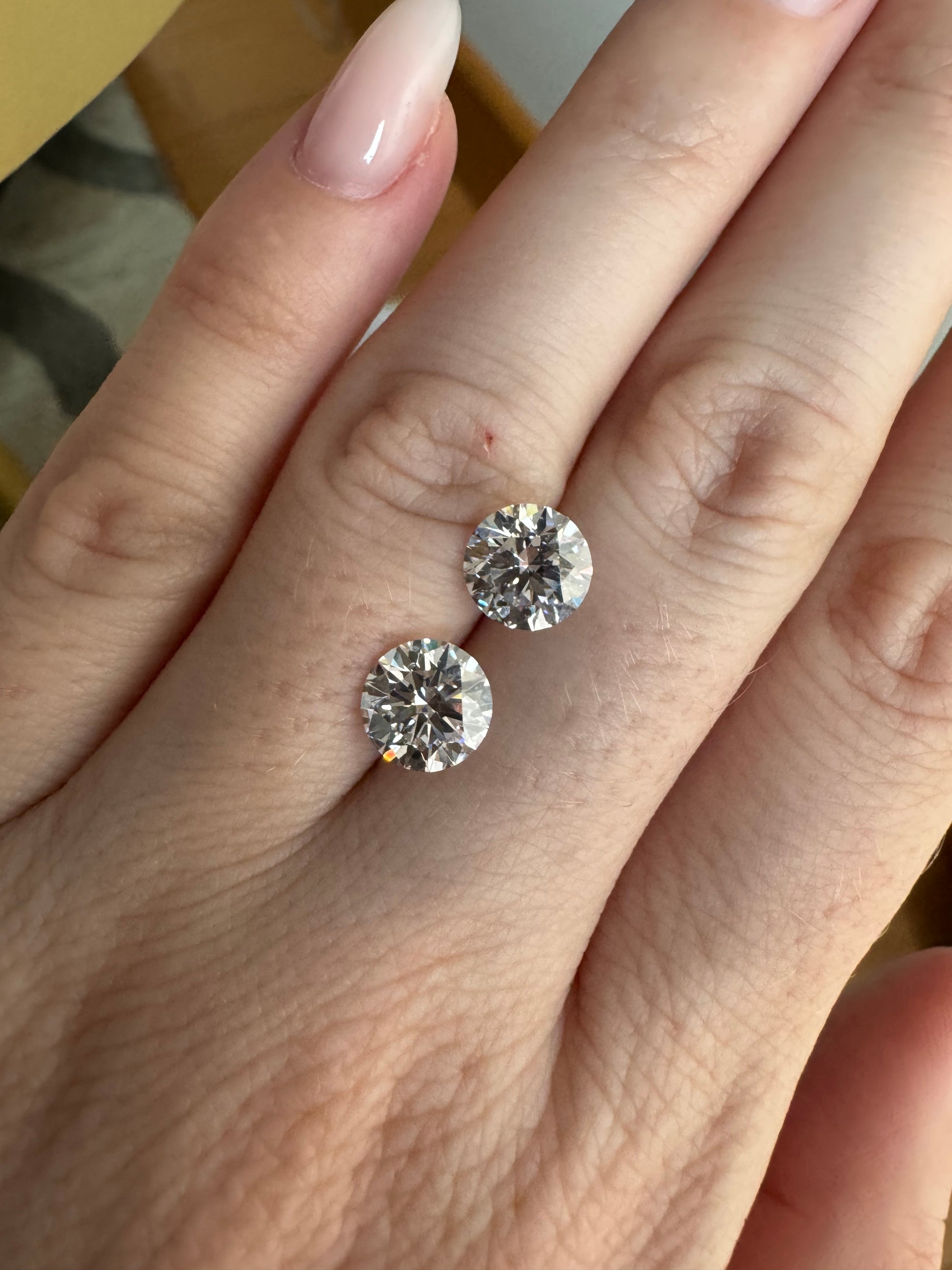 Matched Pair | Round | 3.96ctw D VS1 | MPRD396