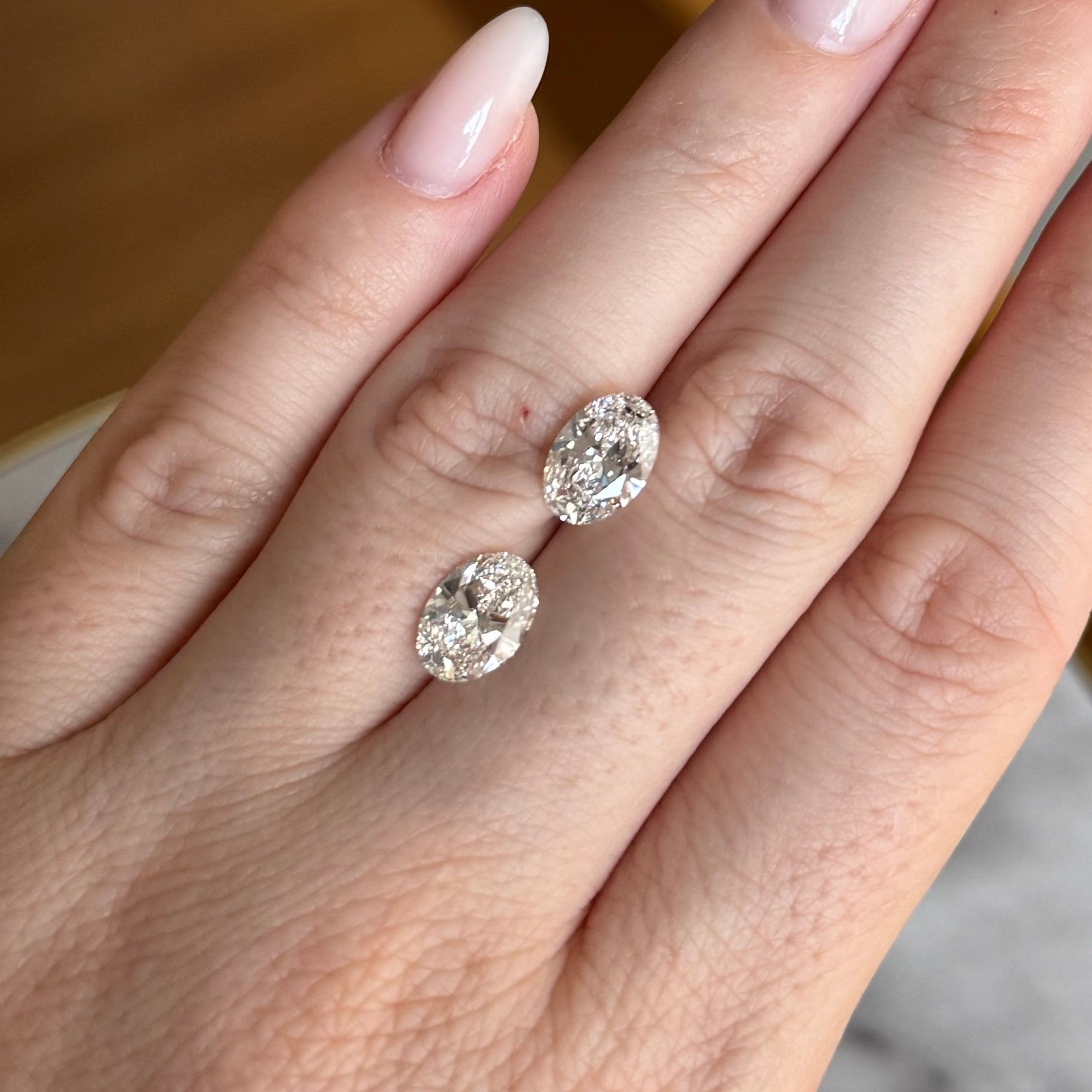 Matched Pair | Oval | 3.80ctw F VS1 | 1.44 ratio | MPOV380